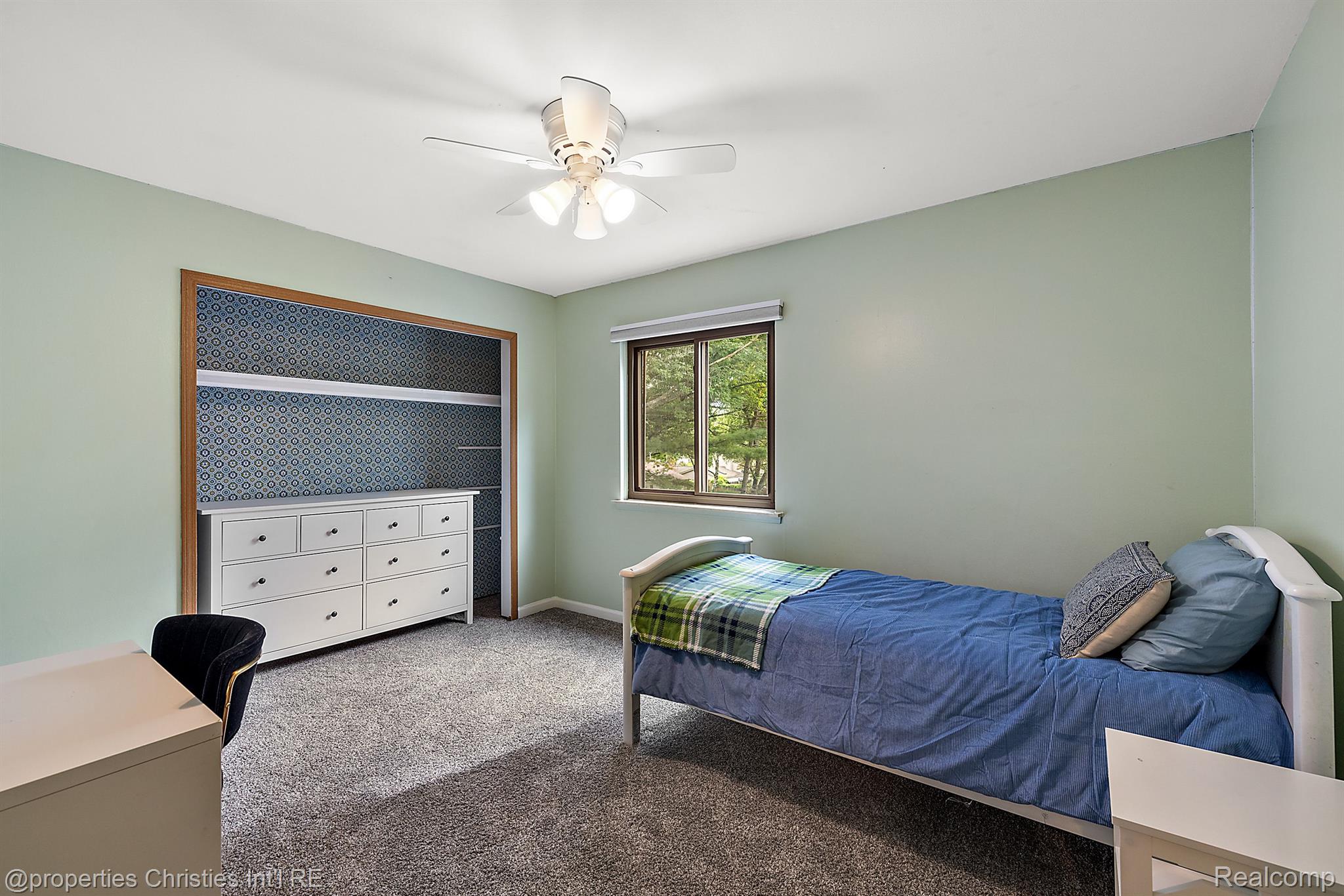 41172 PARK FOREST