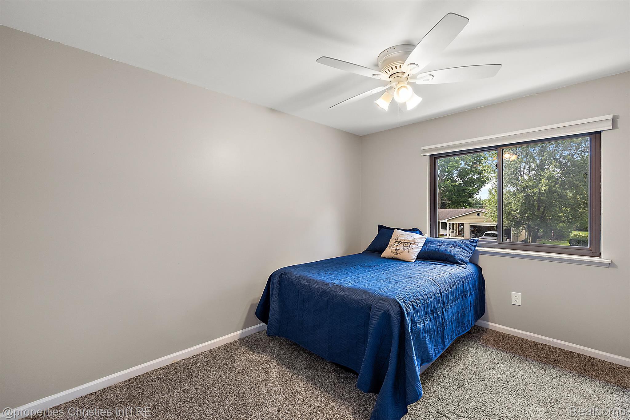 41172 PARK FOREST