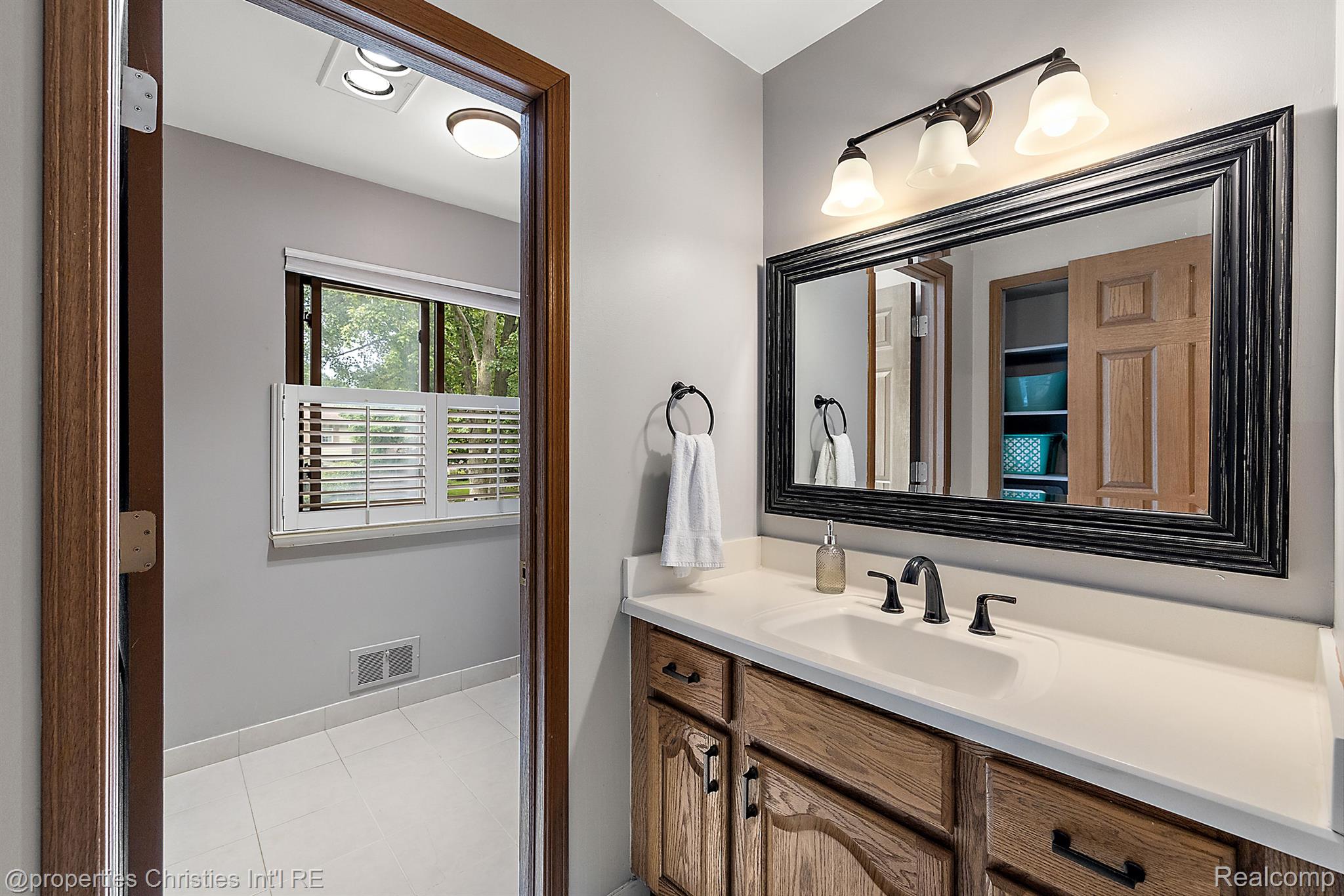 41172 PARK FOREST