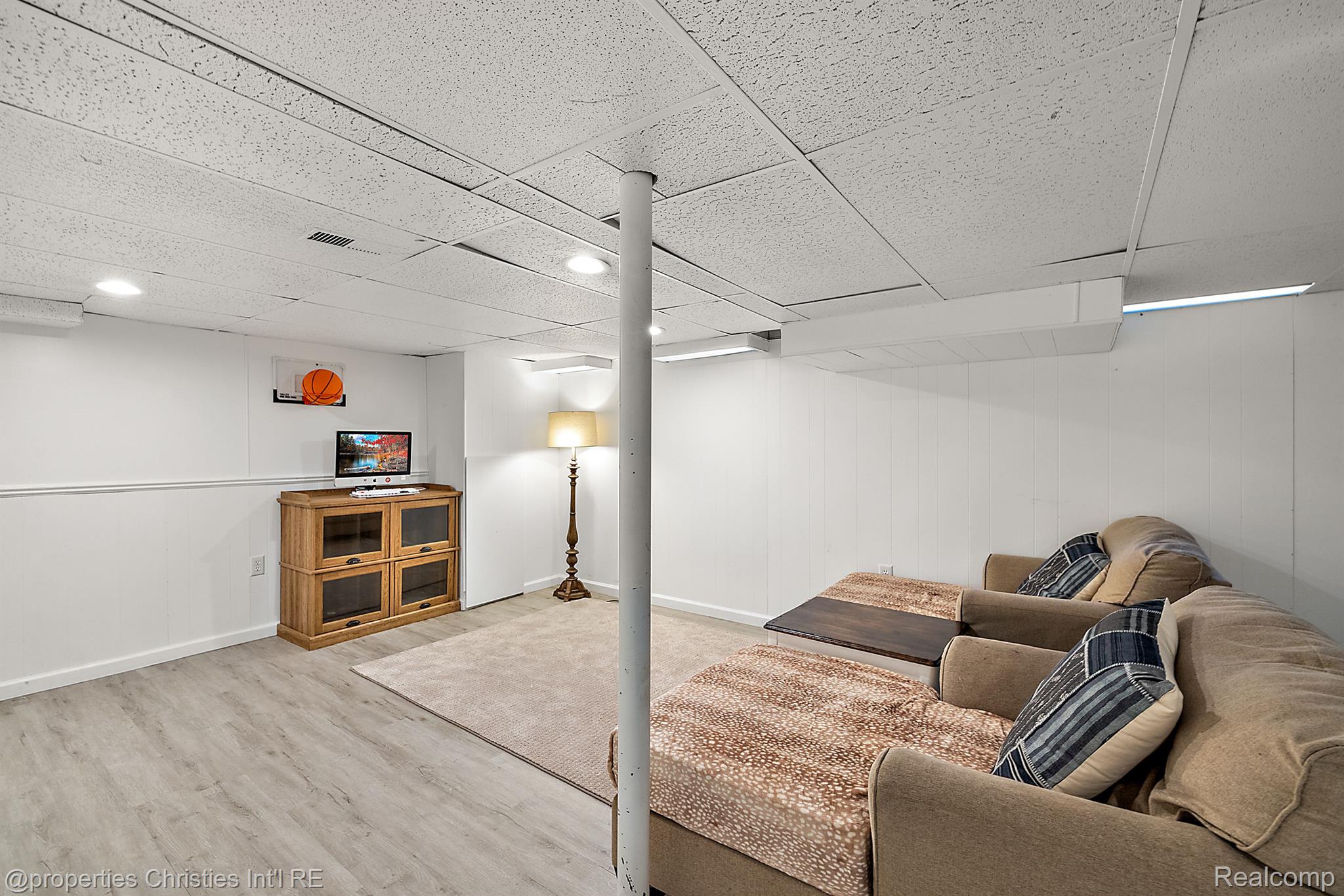 41172 PARK FOREST