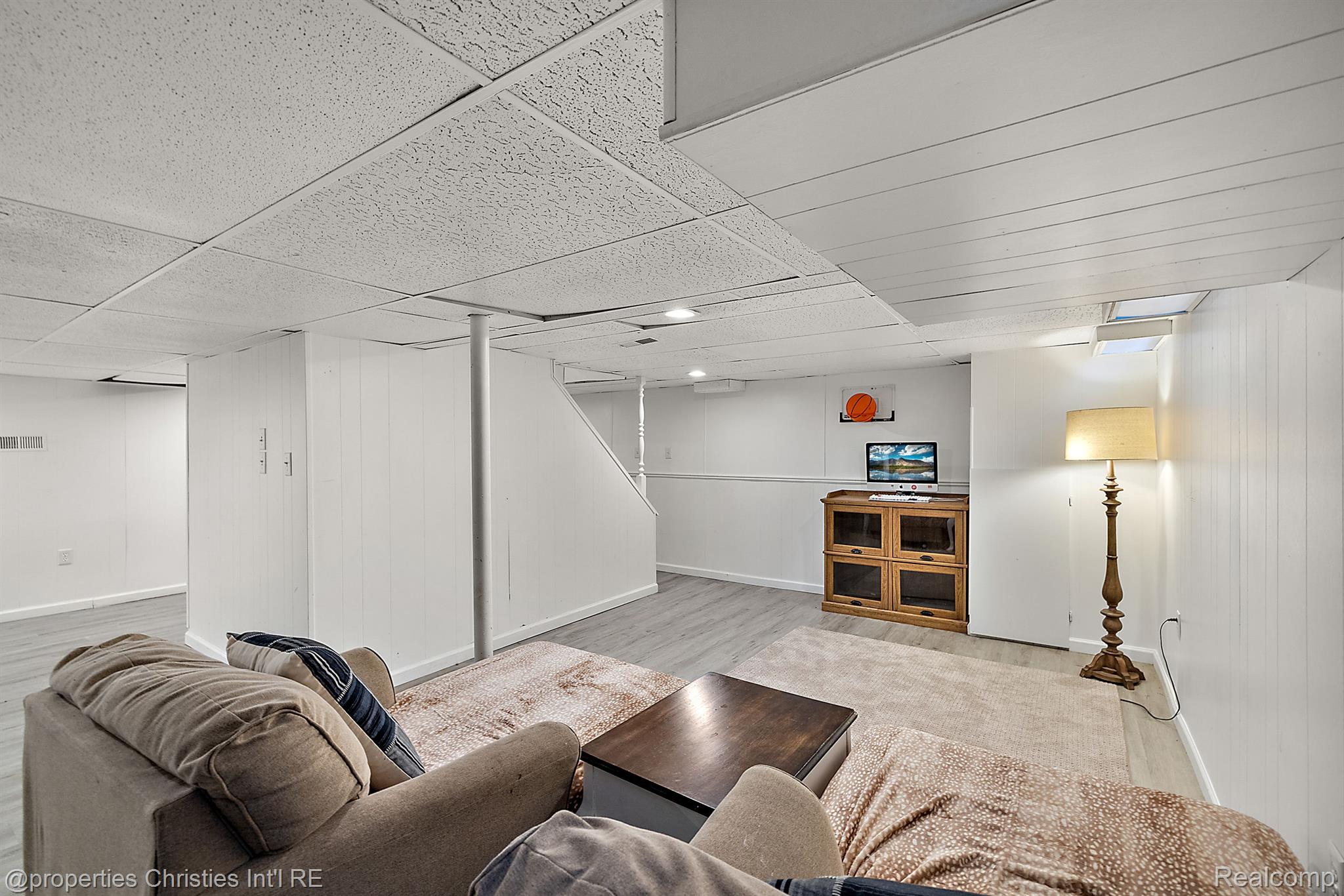 41172 PARK FOREST