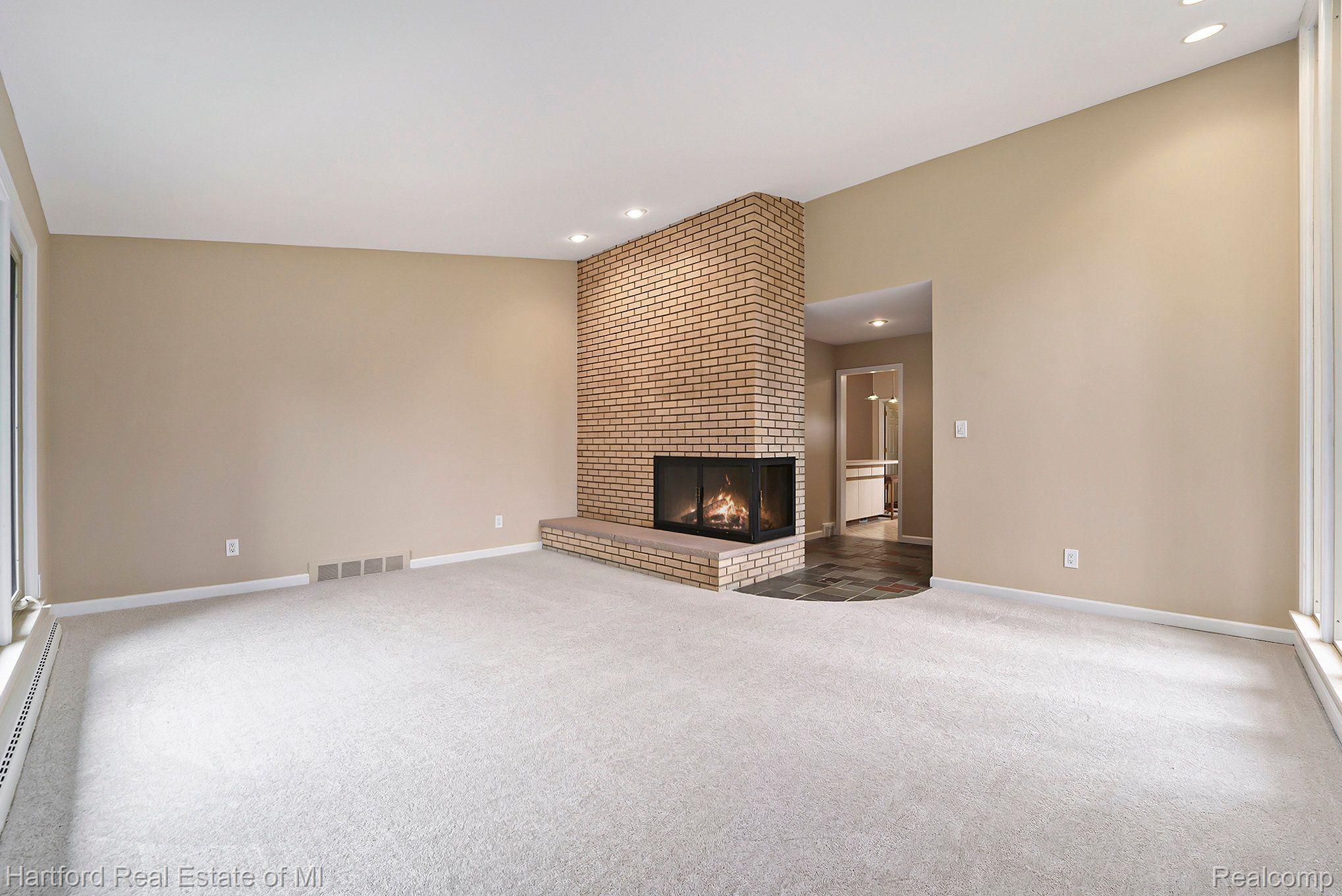 37778 RHONSWOOD Drive