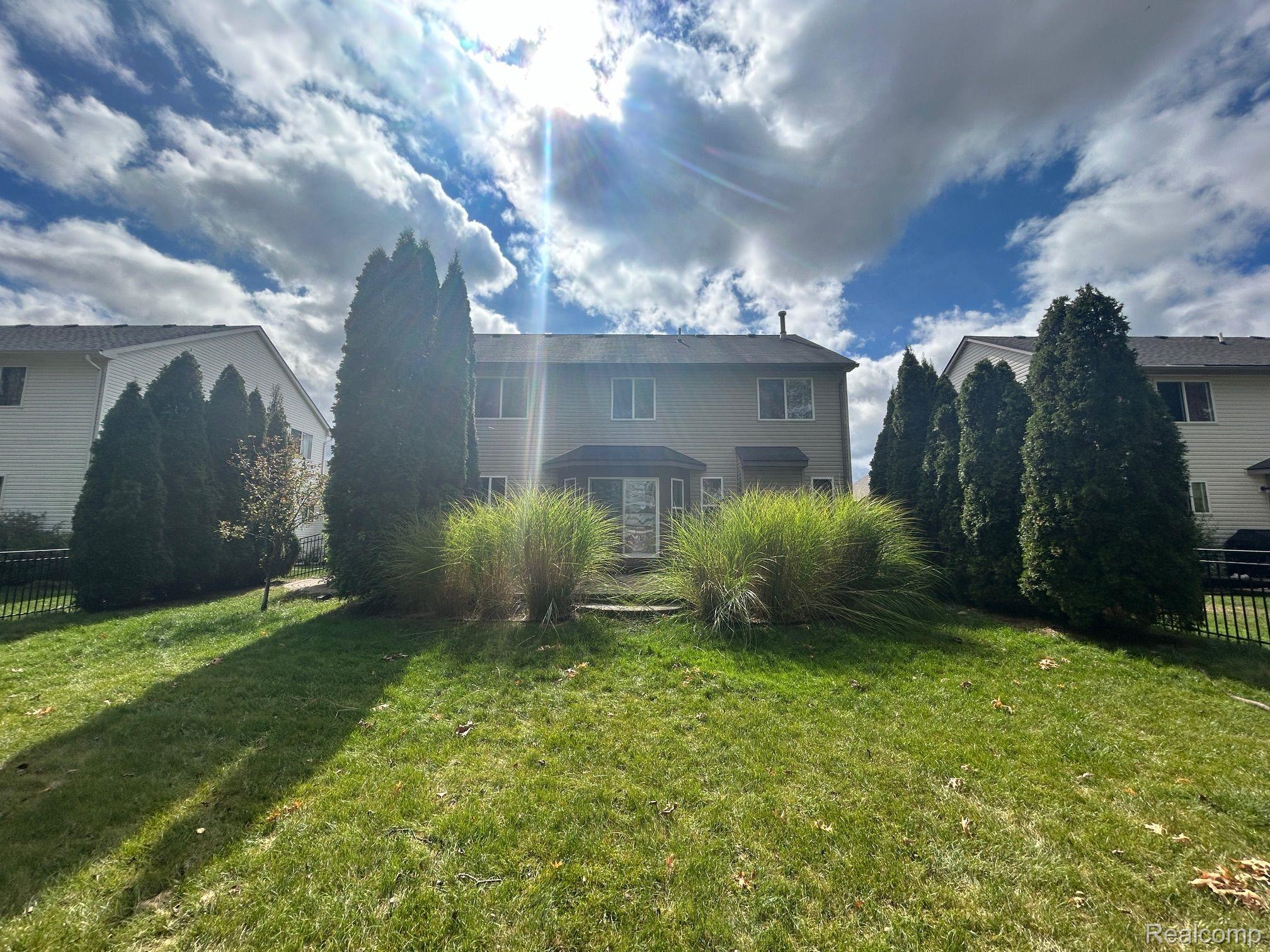 1339 HARTLAND Drive