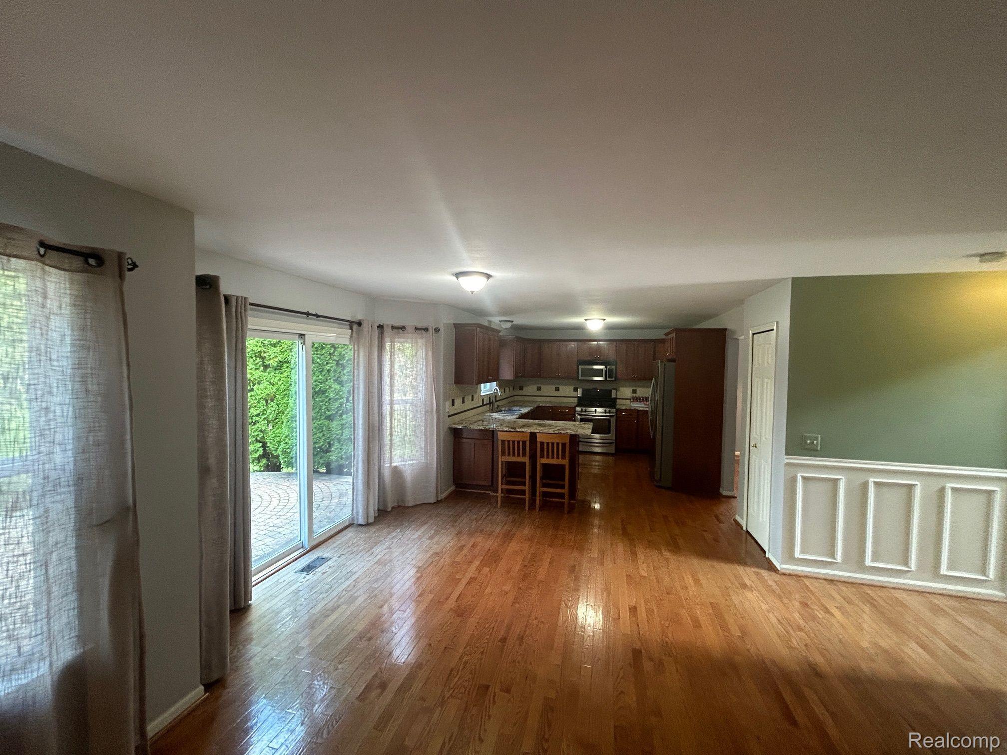 1339 HARTLAND Drive