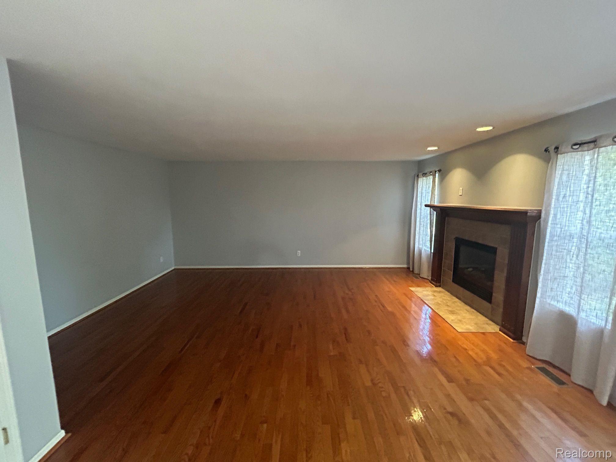 1339 HARTLAND Drive