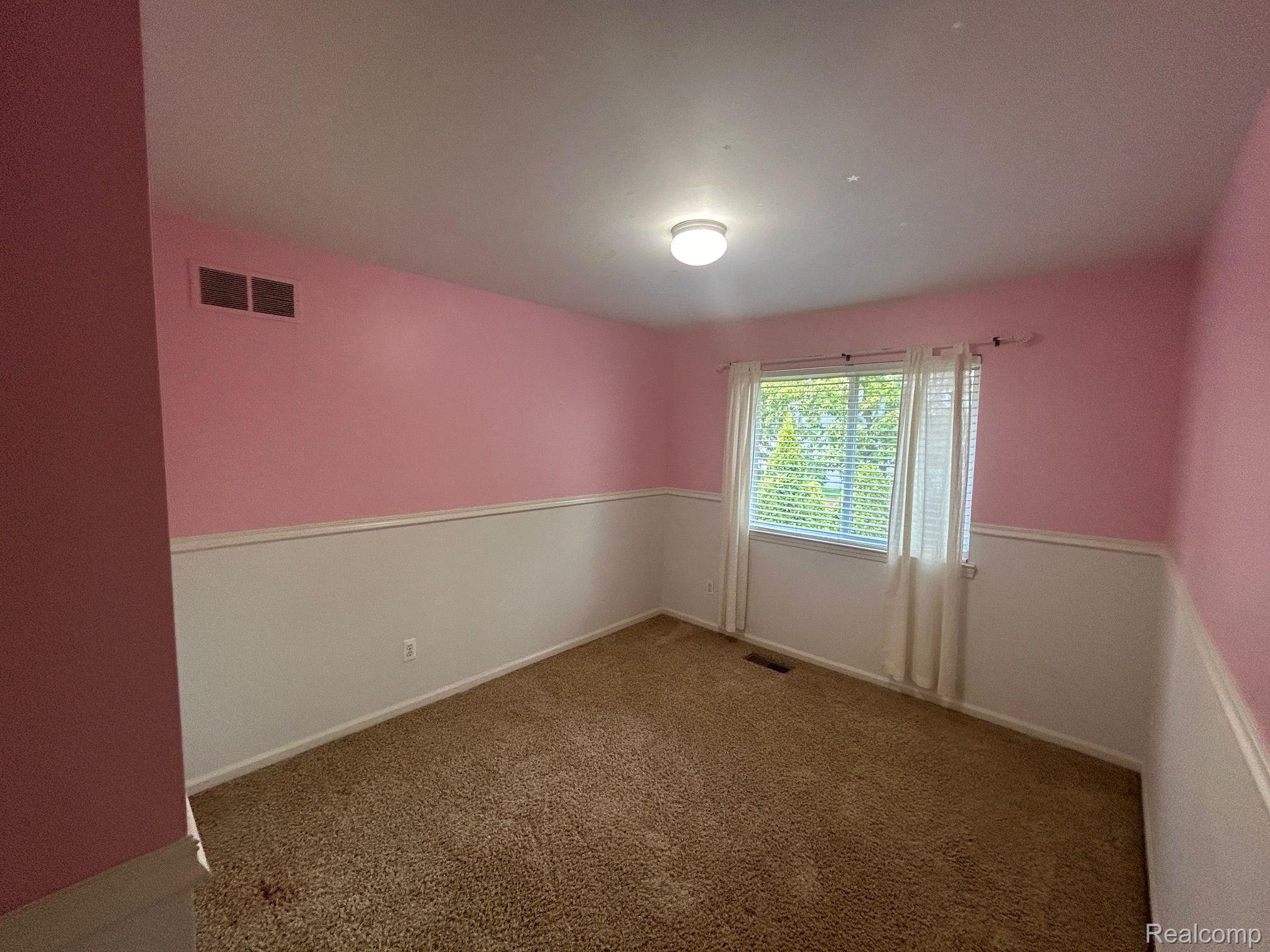 1339 HARTLAND Drive
