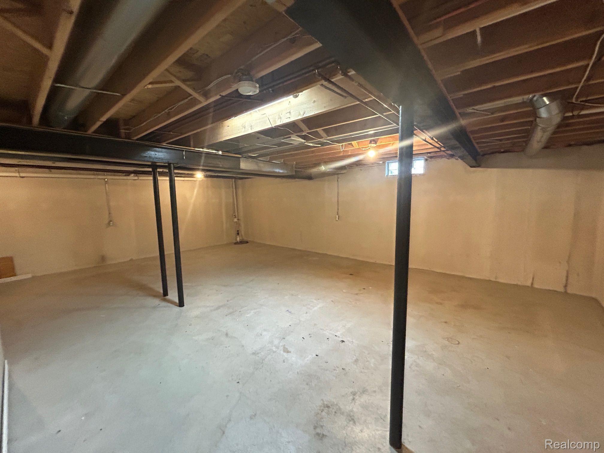1339 HARTLAND Drive