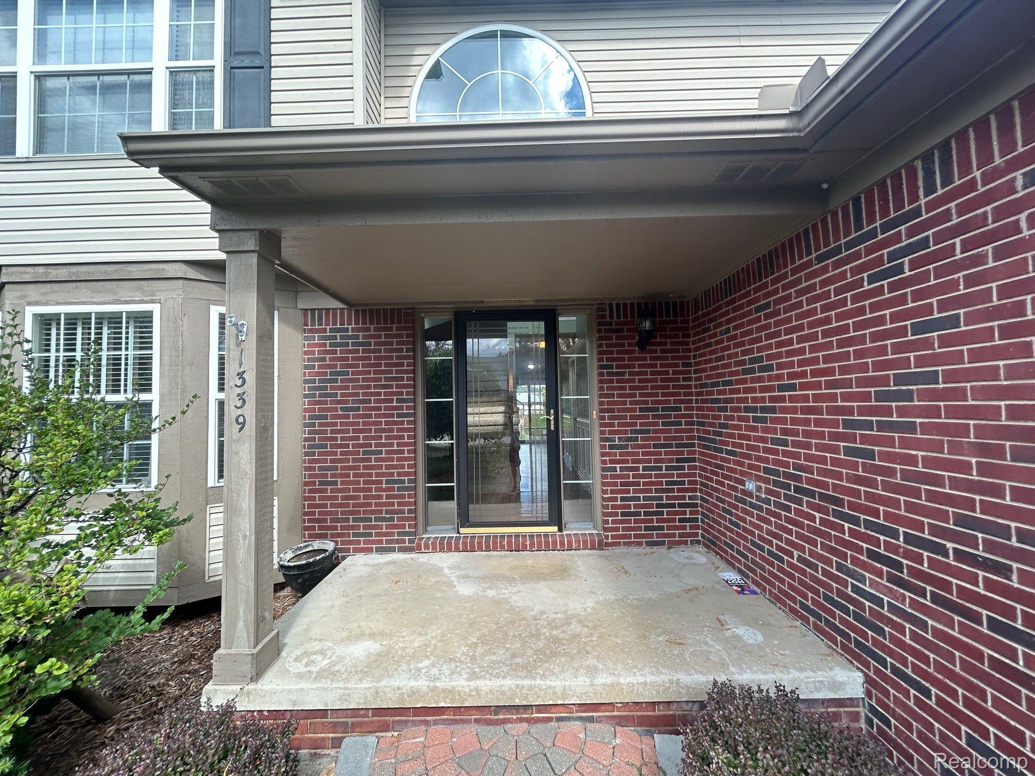 1339 HARTLAND Drive
