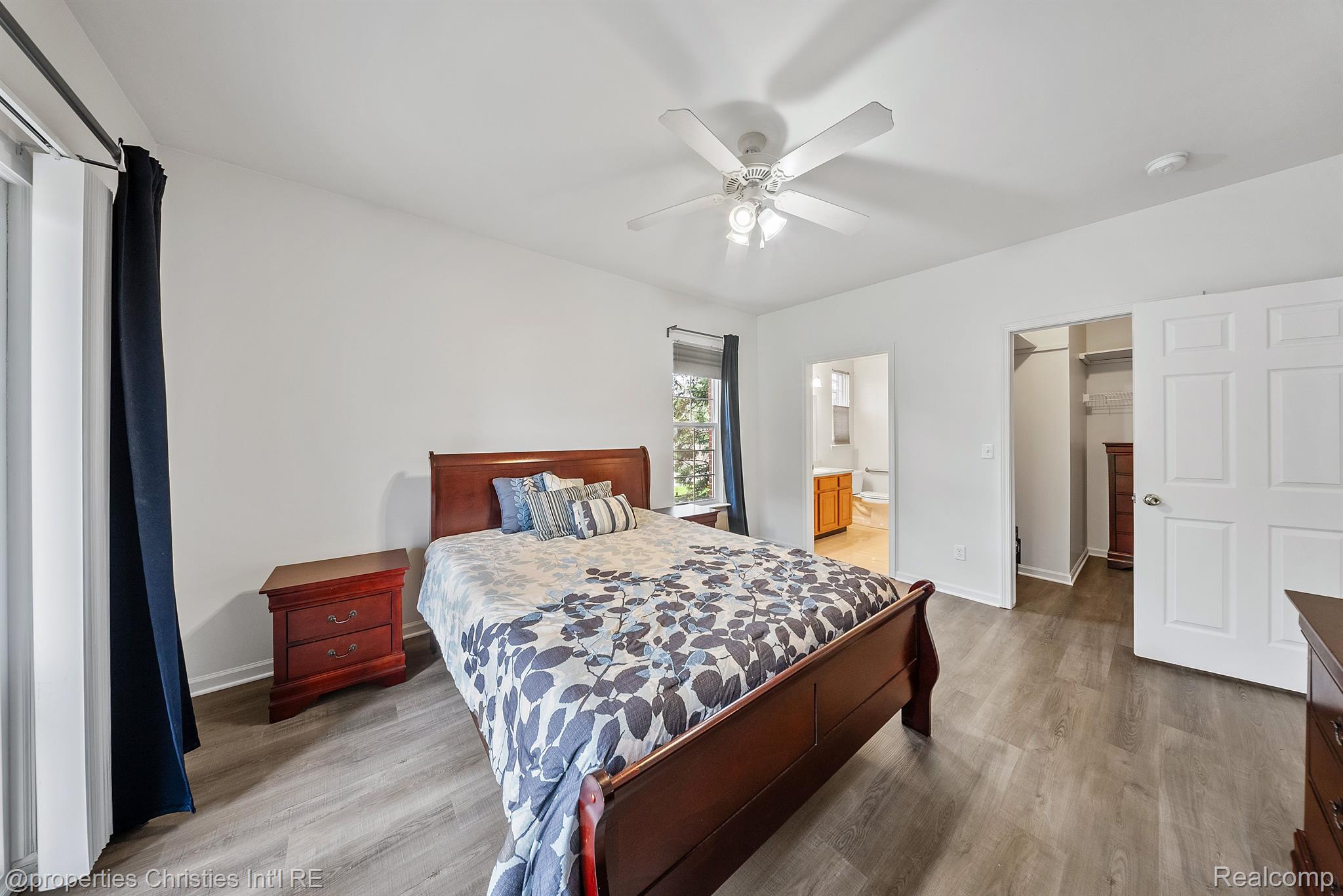 1758 FLAGSTONE Circle 3