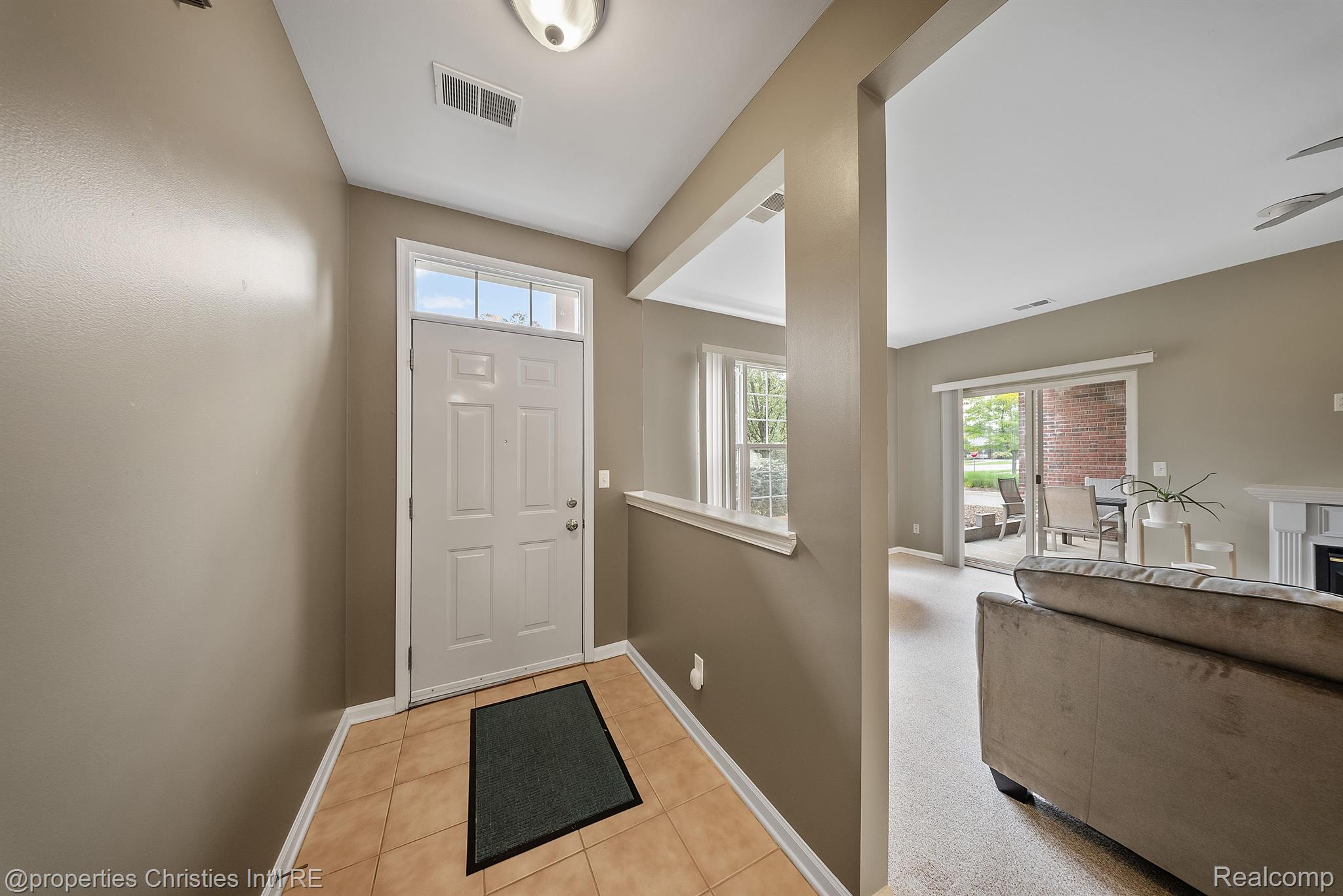 1758 FLAGSTONE Circle 3