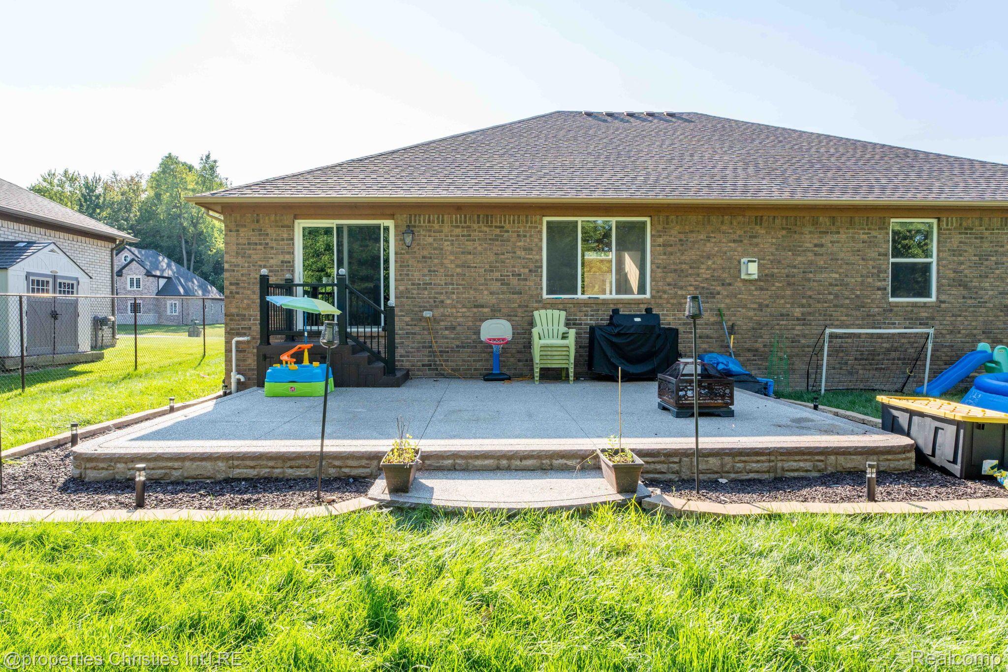 37916 ASHLAND MEADOWS Court