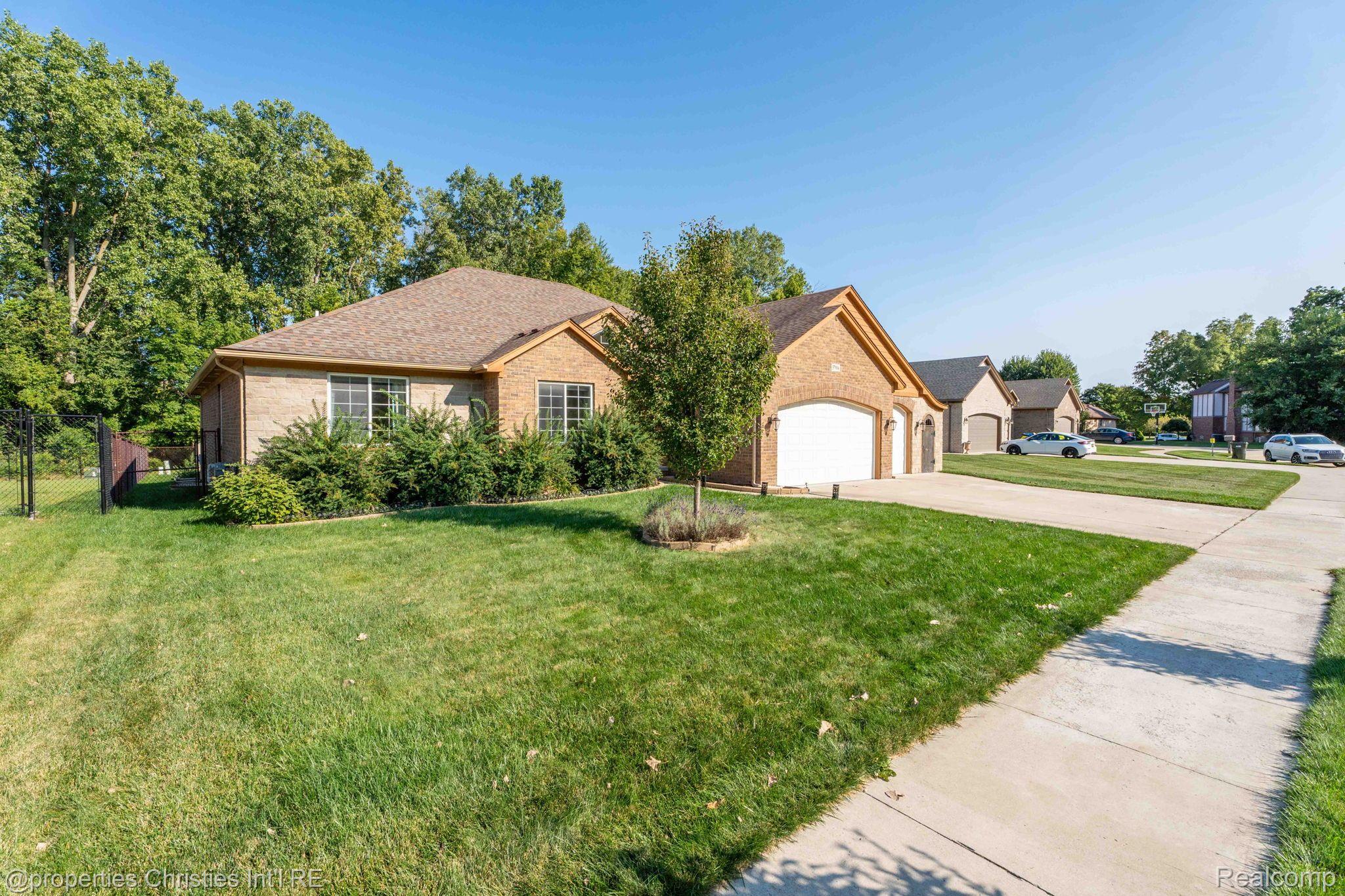 37916 ASHLAND MEADOWS Court
