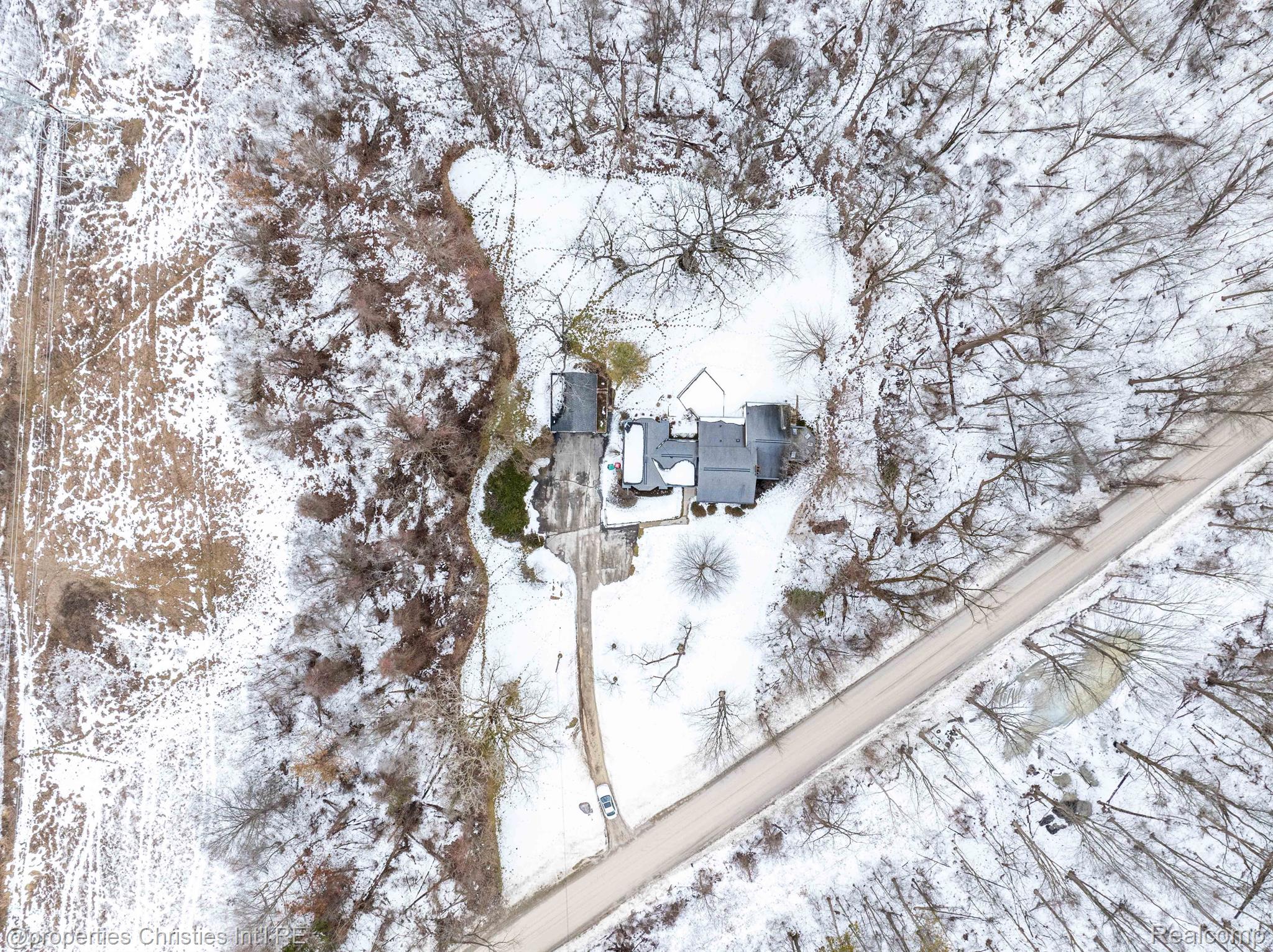 63360 DEQUINDRE Road