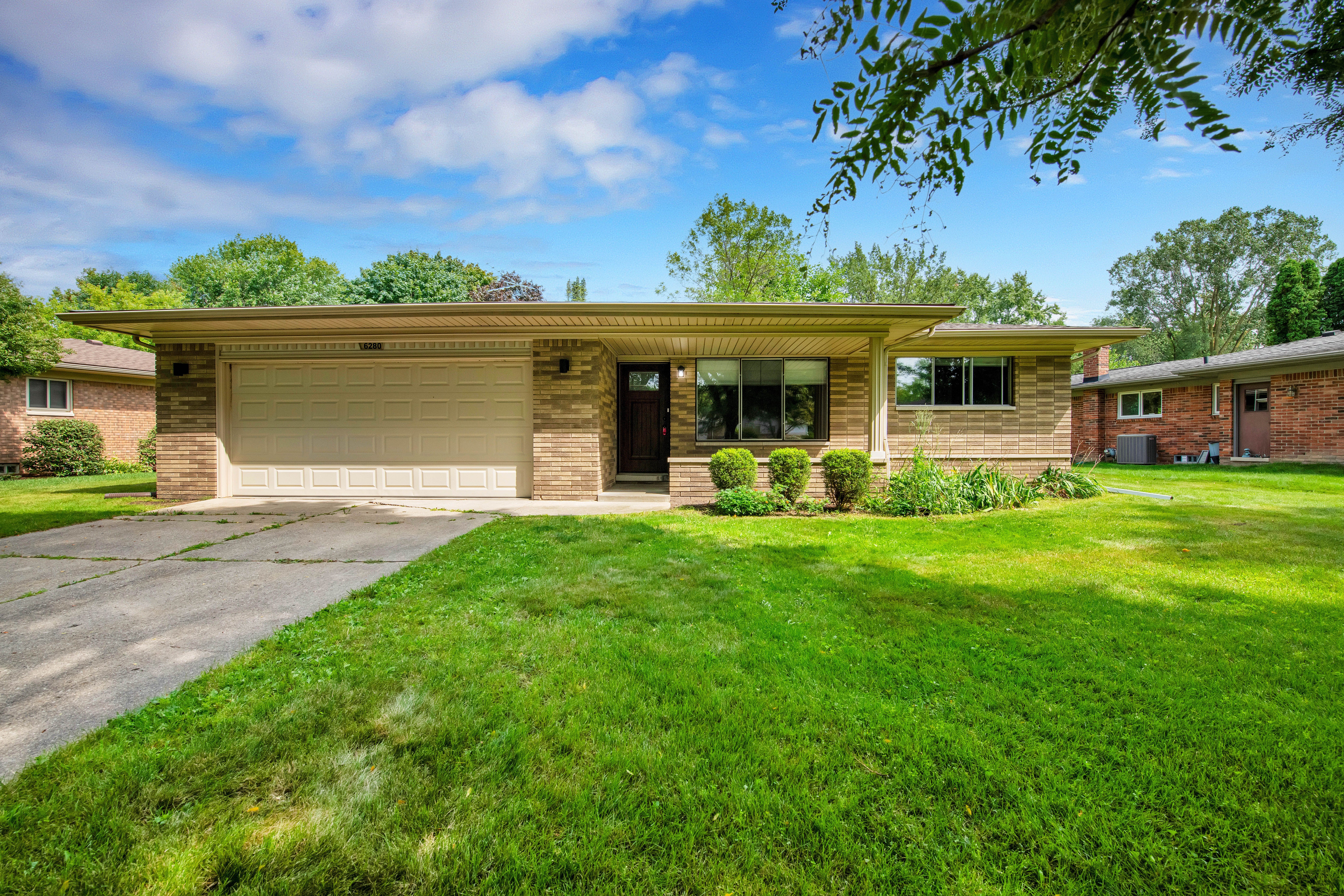 6280 Walker Drive