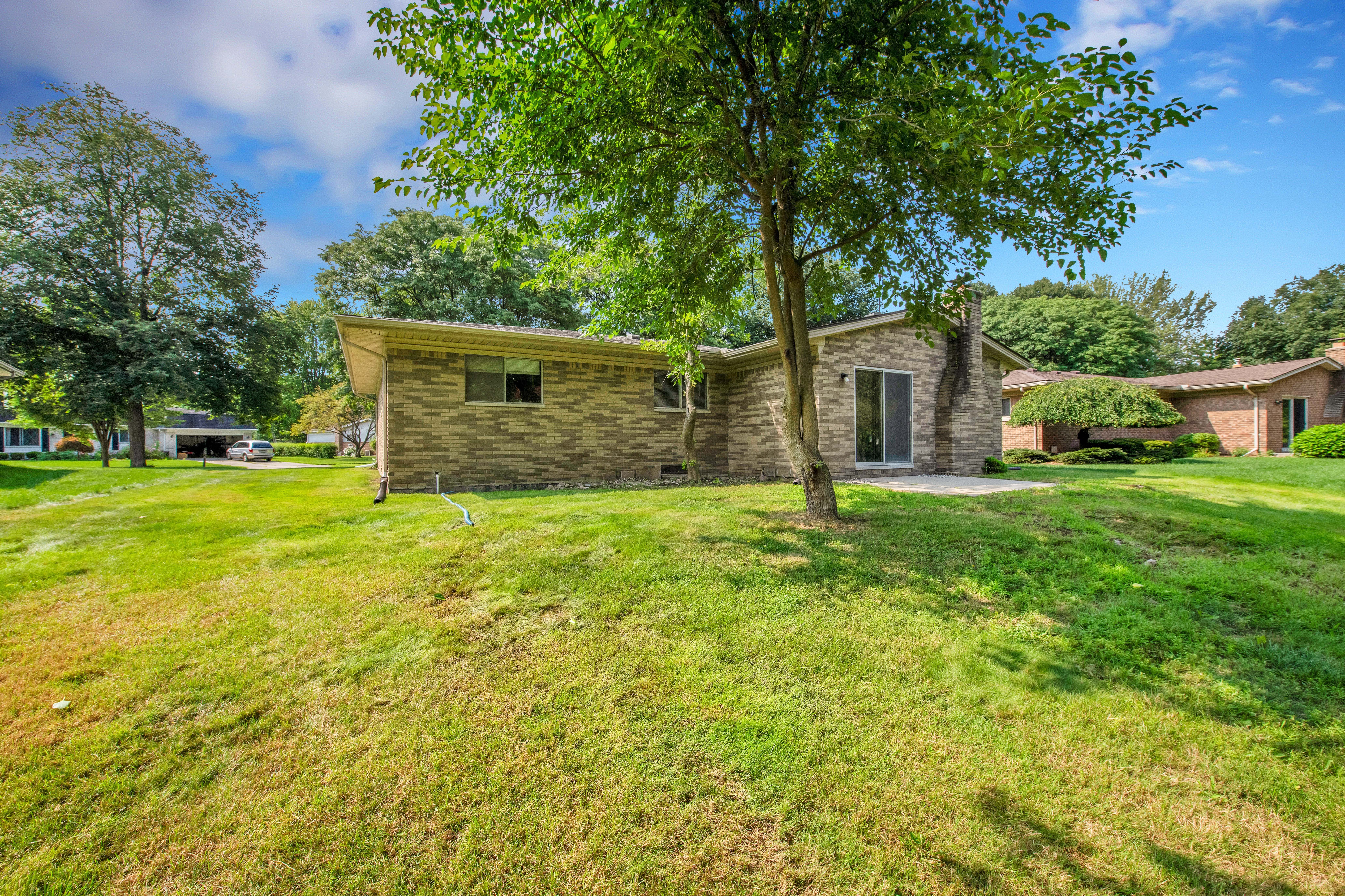 6280 Walker Drive