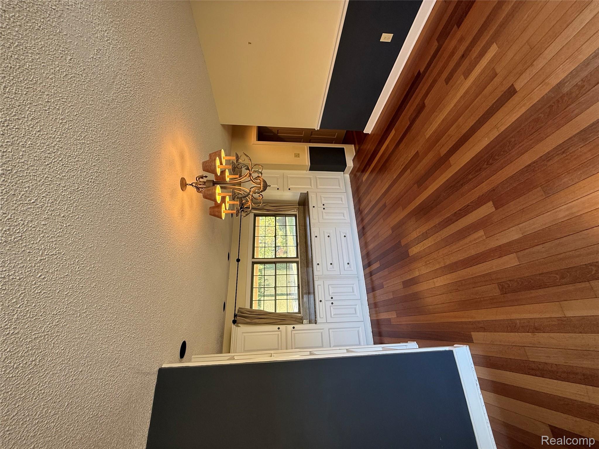 3380 BARLYN Lane