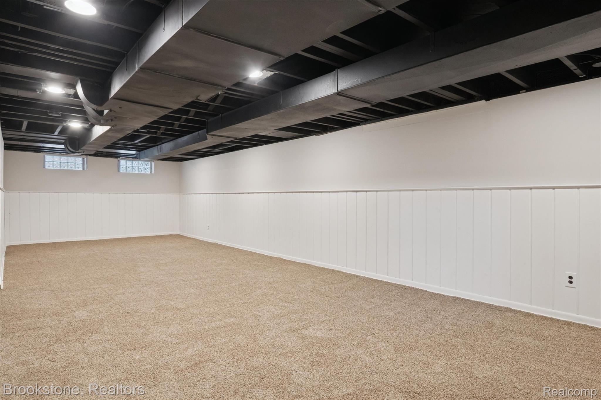 16951 Locherbie Avenue