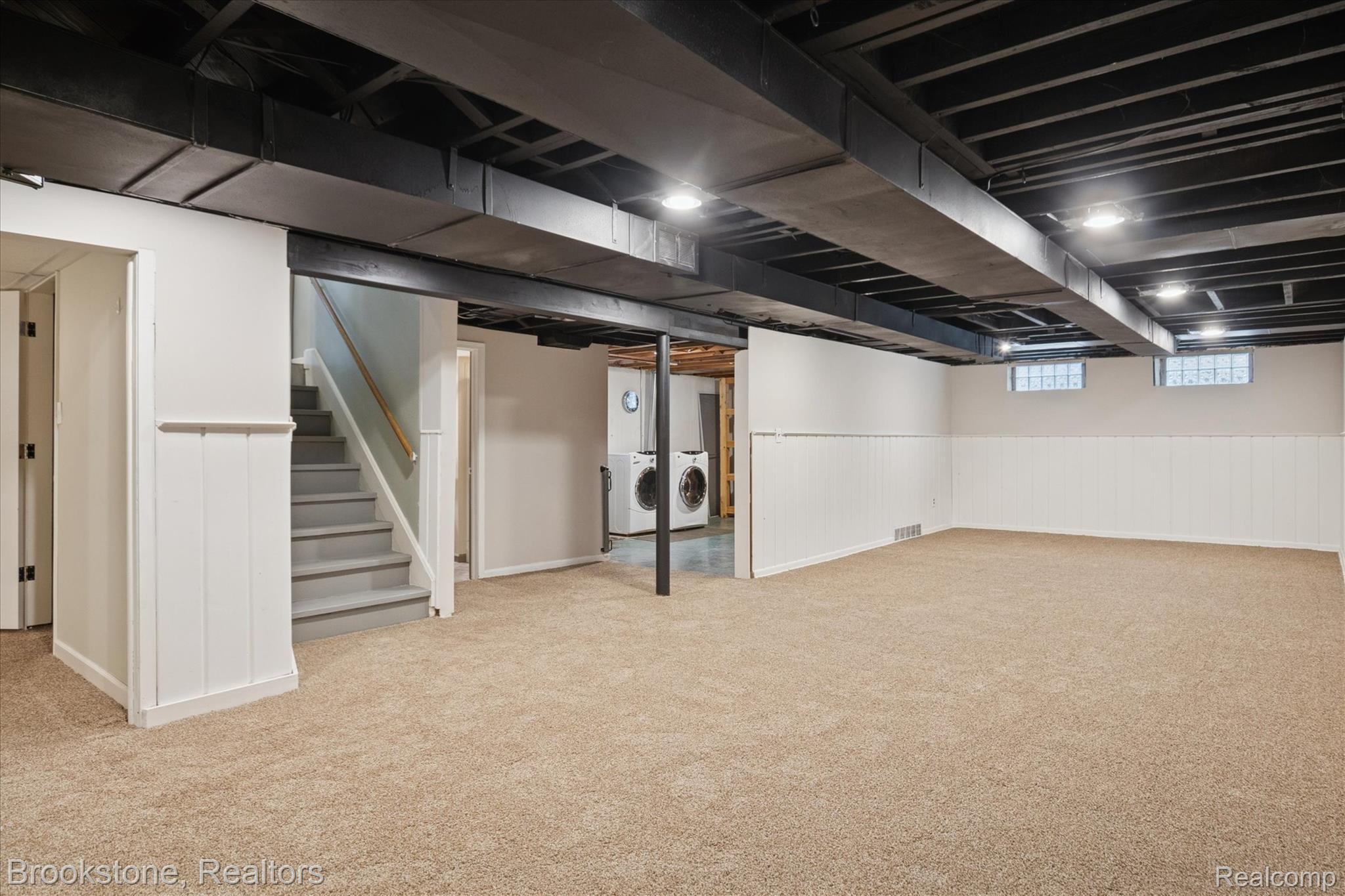 16951 Locherbie Avenue