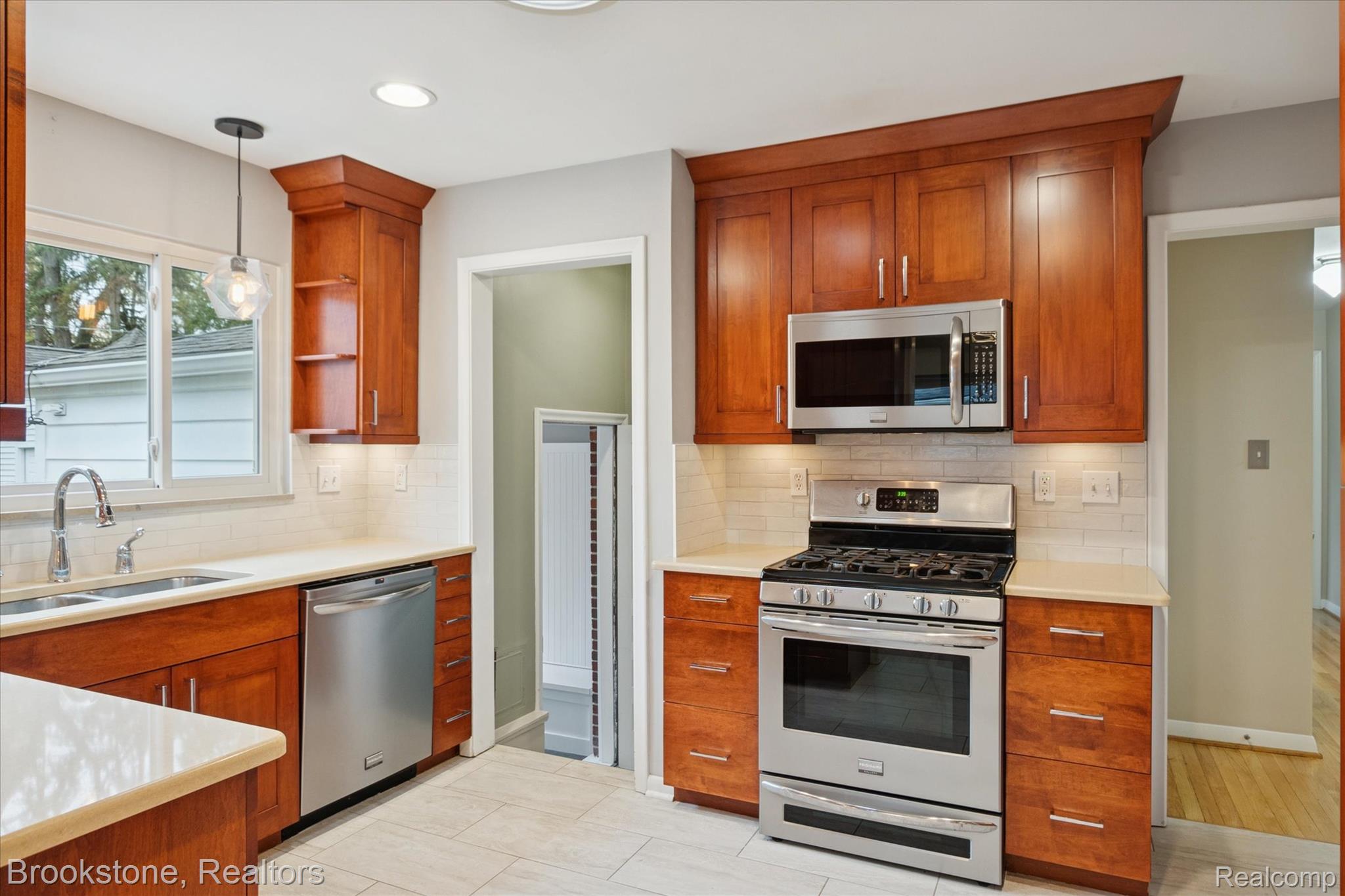 16951 Locherbie Avenue