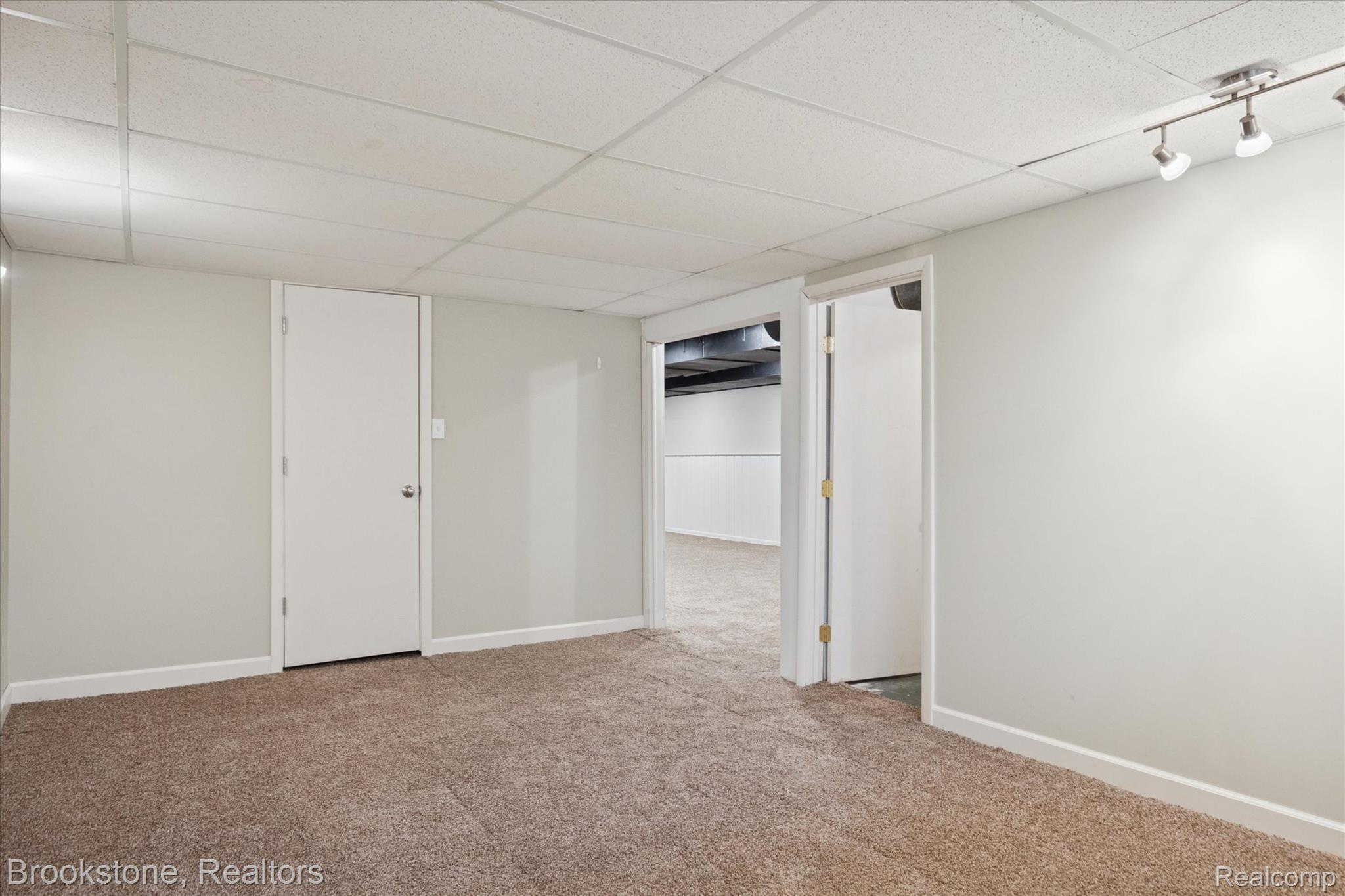 16951 Locherbie Avenue