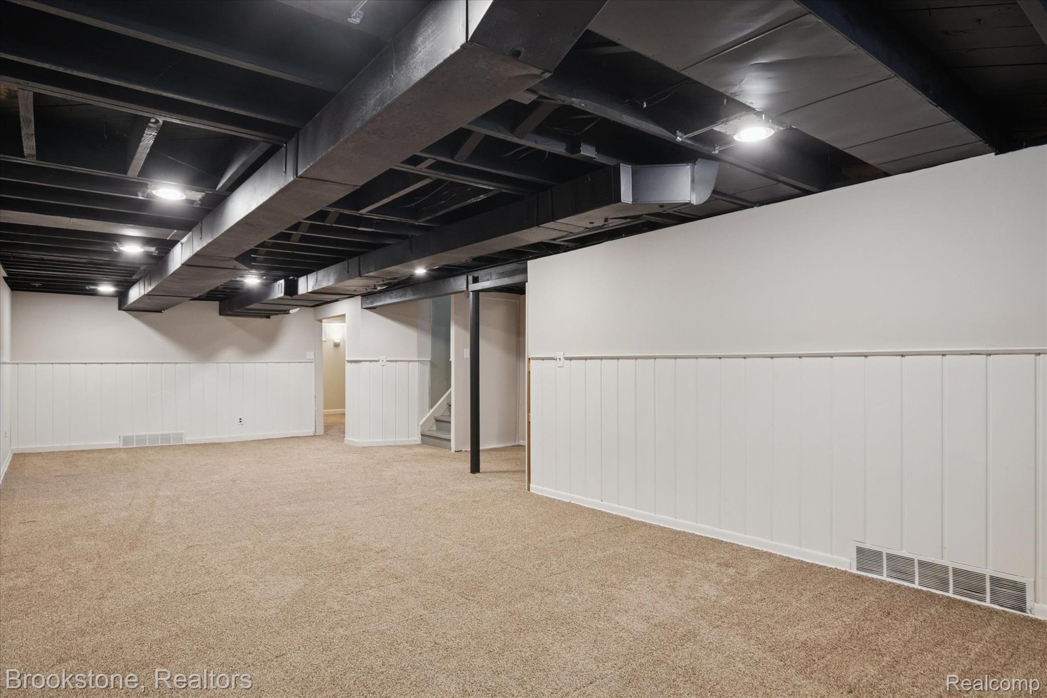 16951 Locherbie Avenue