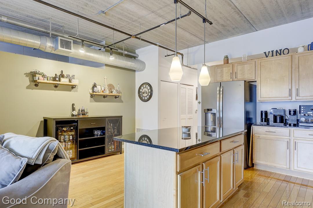 101 Curry Avenue 210