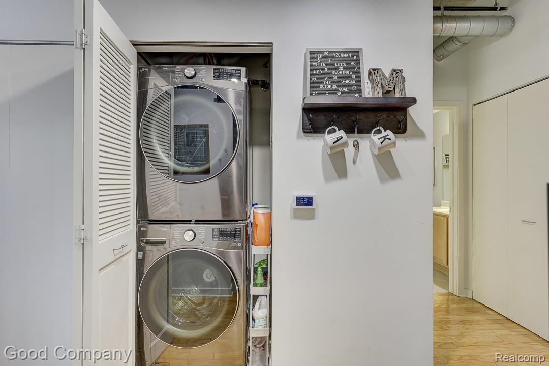 101 Curry Avenue 210