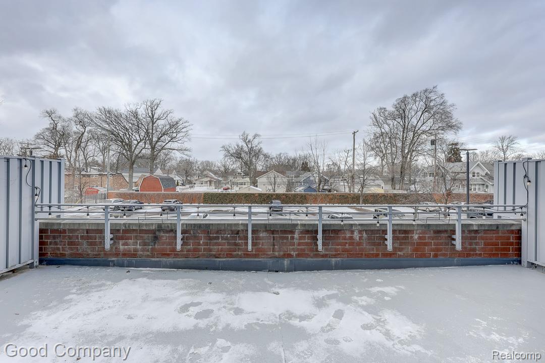 101 Curry Avenue 210