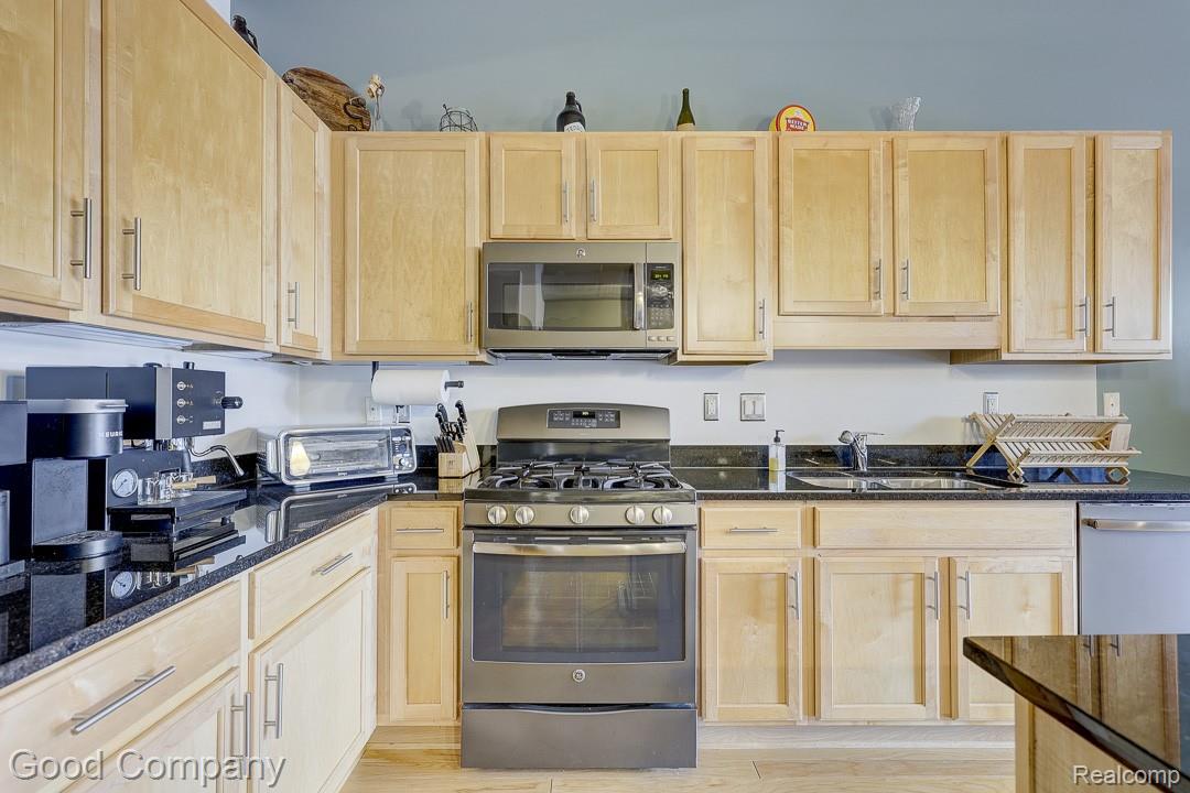 101 Curry Avenue 210