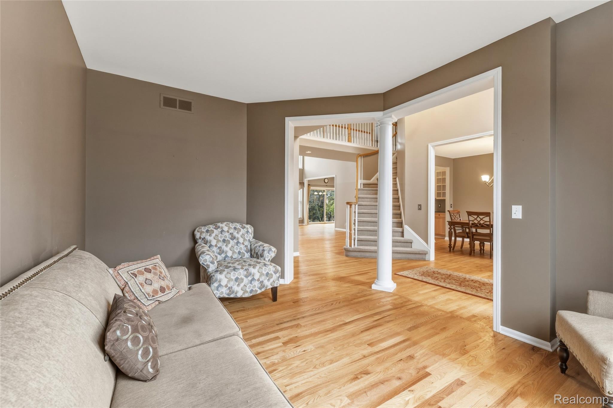 1028 Chesapeake