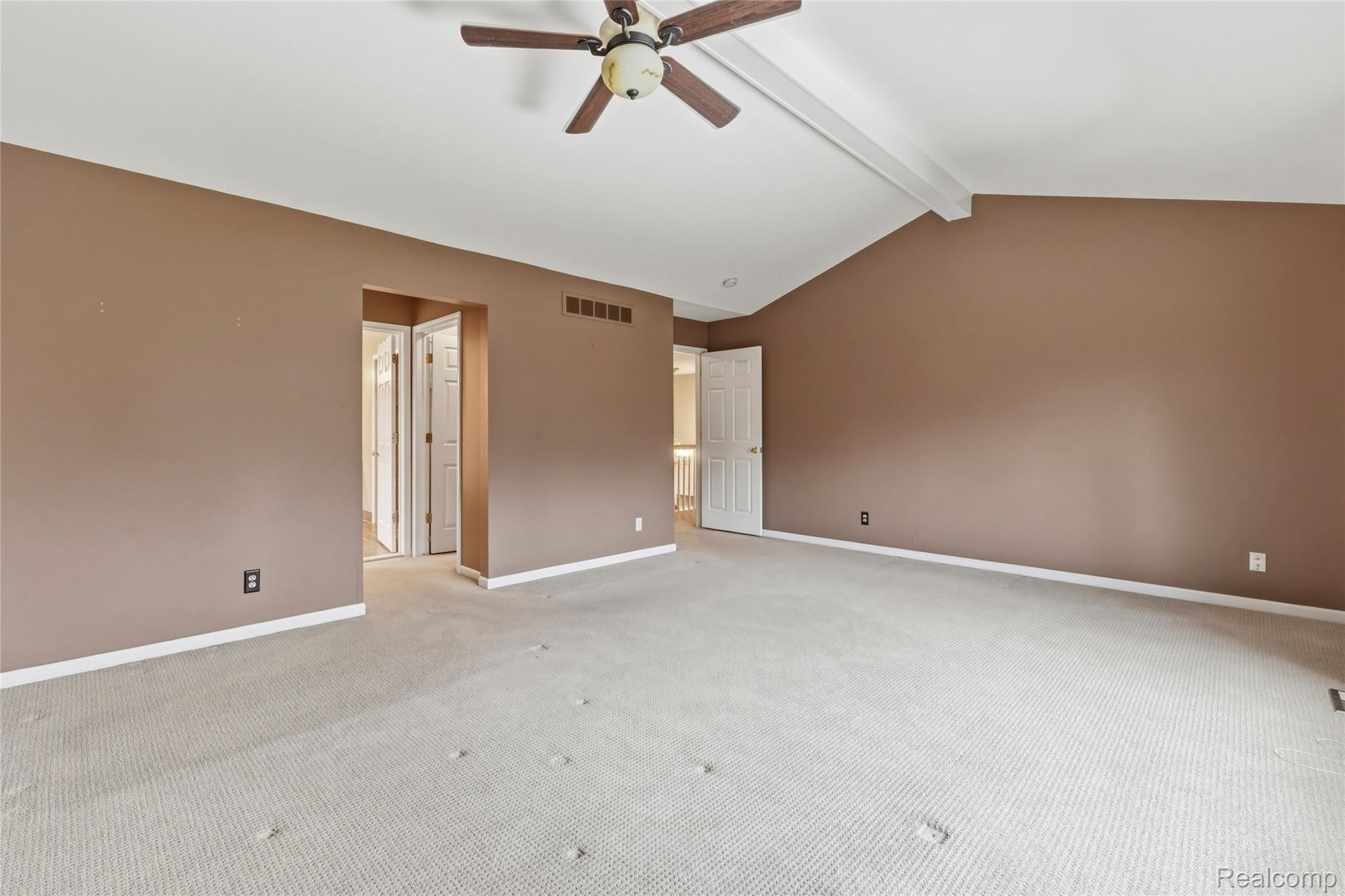 1028 Chesapeake