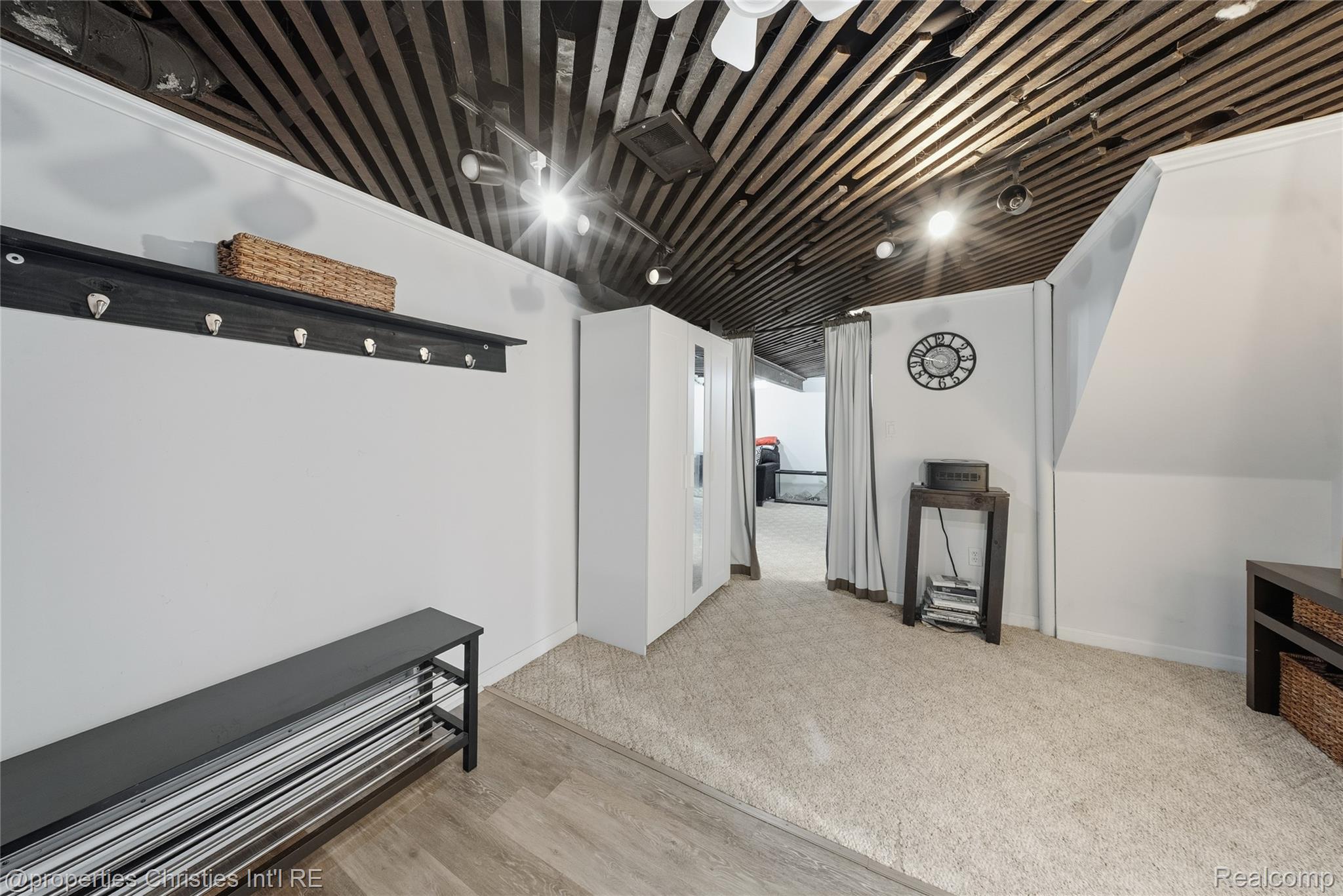 44035 Westminister Way