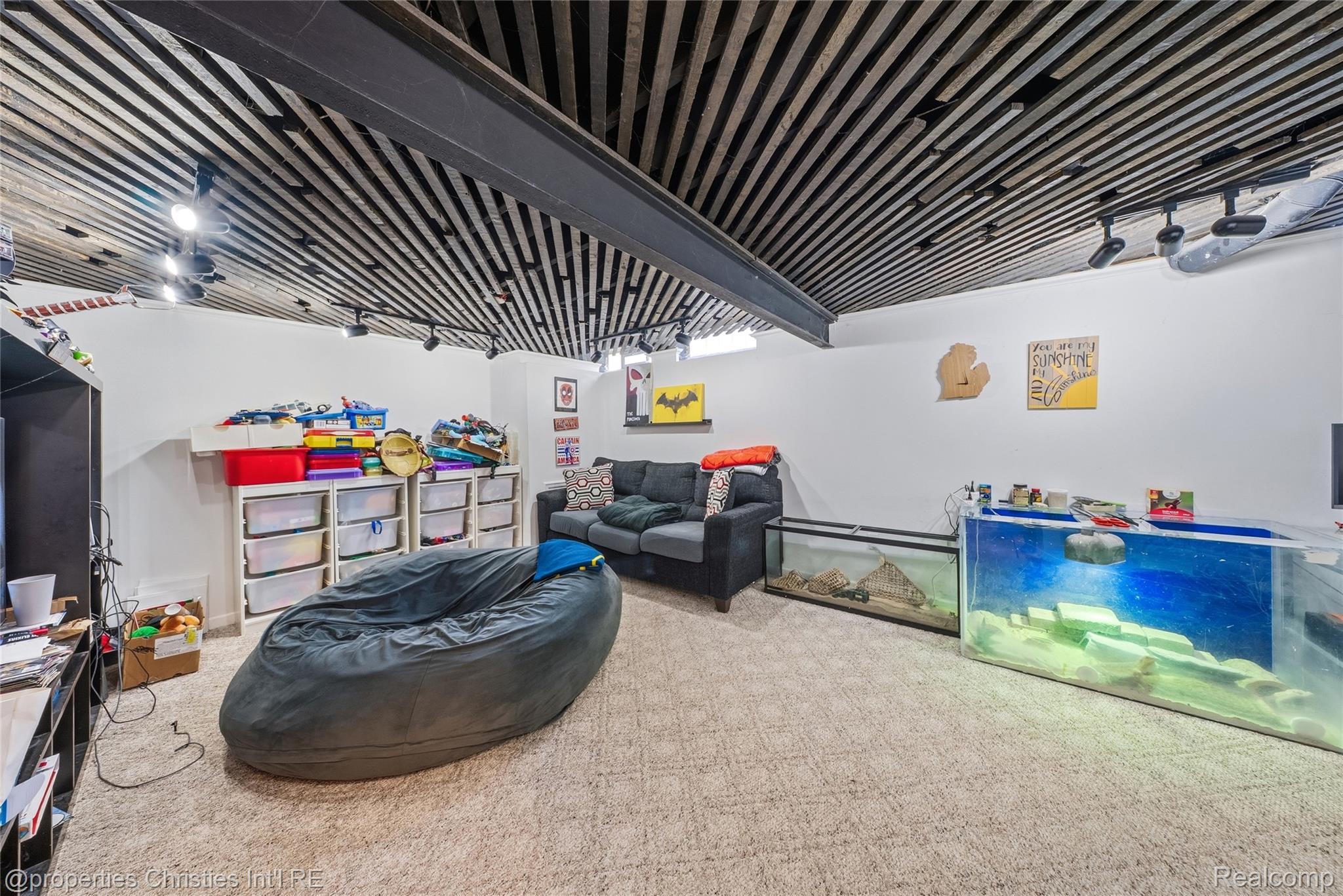 44035 Westminister Way