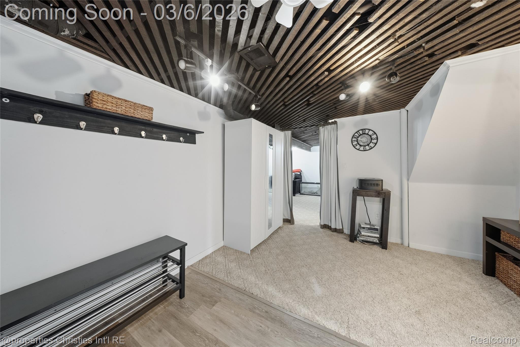 44035 Westminister Way