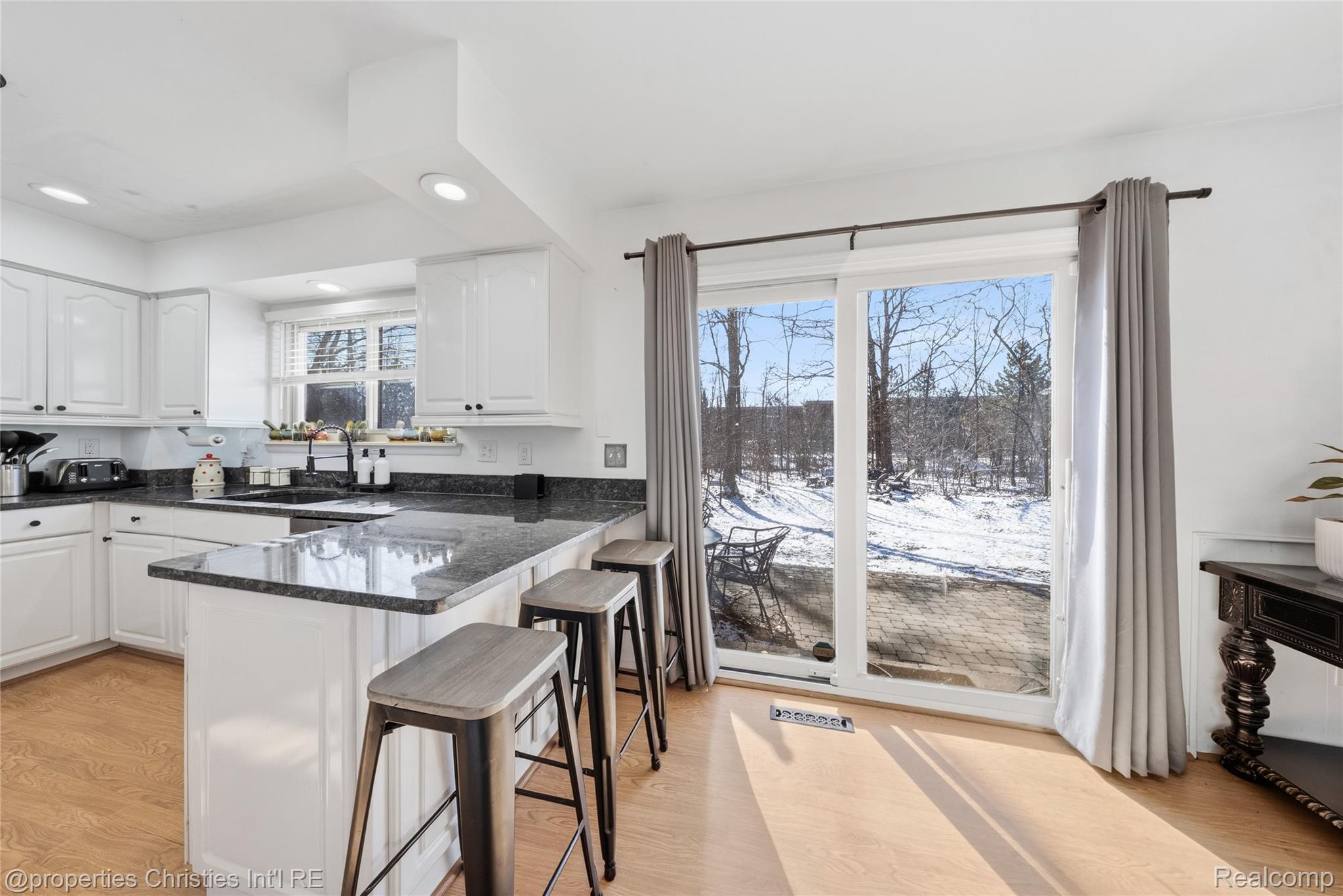 44035 Westminister Way