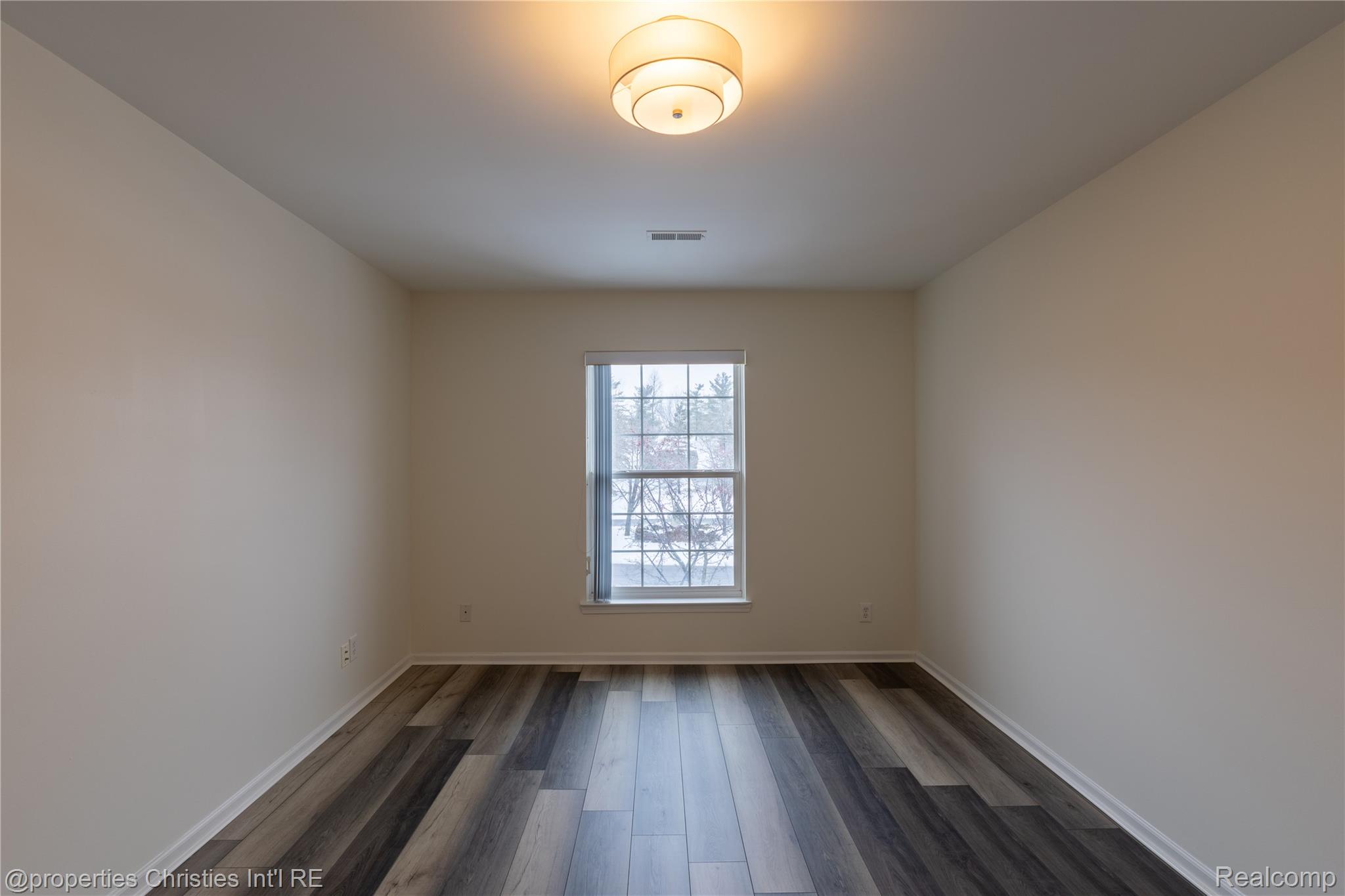 3645 Oakmonte Boulevard