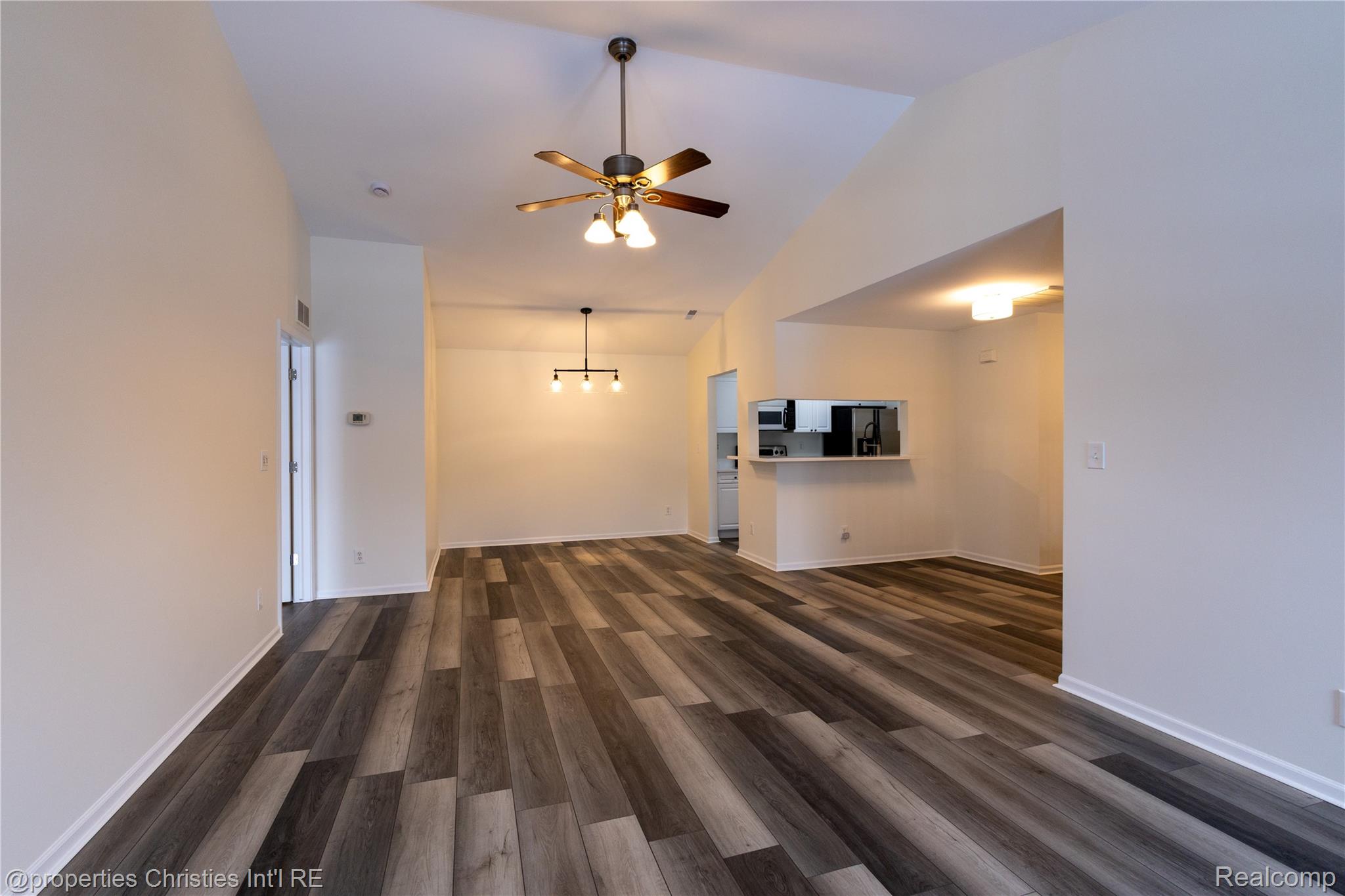 3645 Oakmonte Boulevard