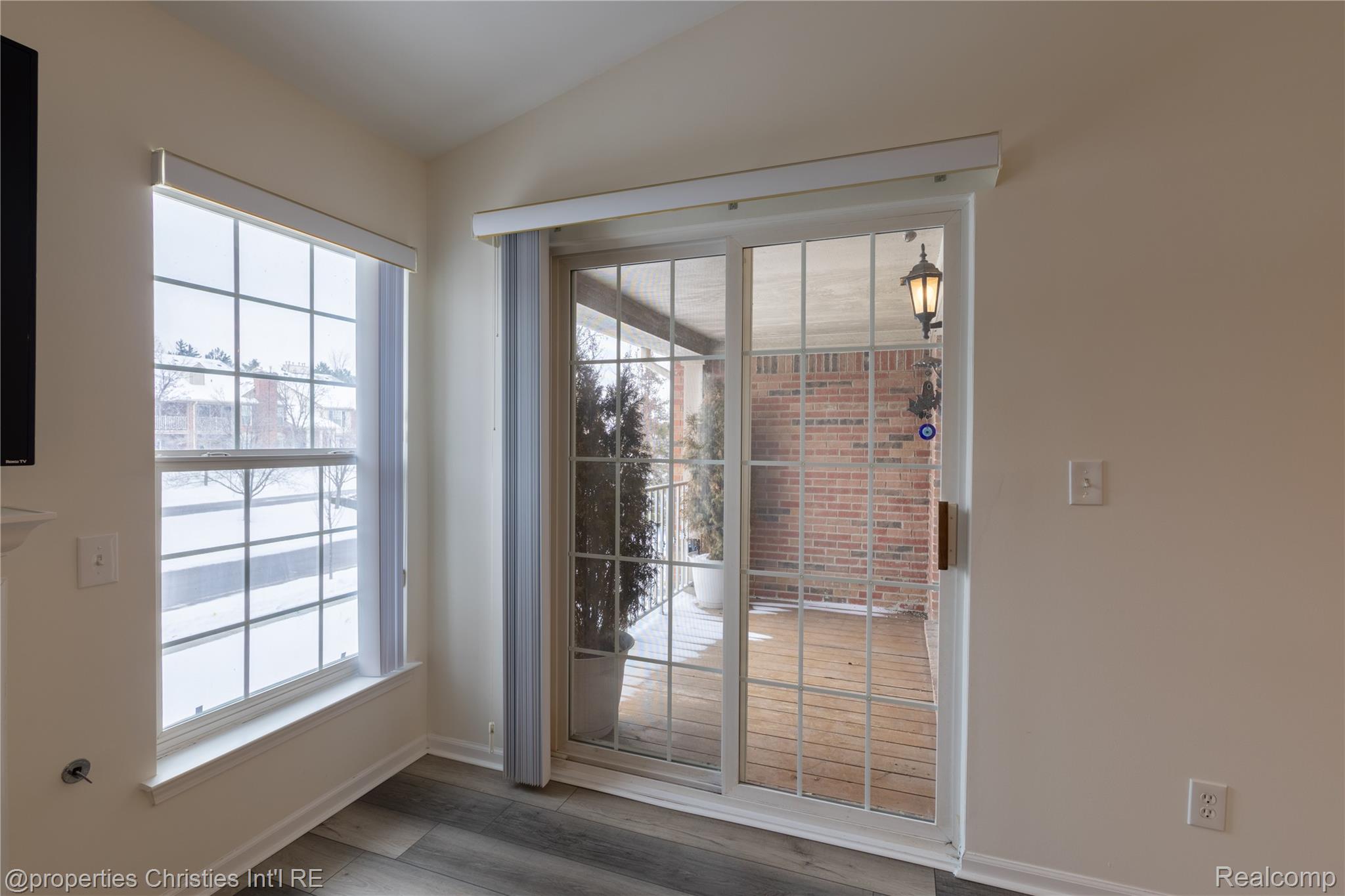 3645 Oakmonte Boulevard