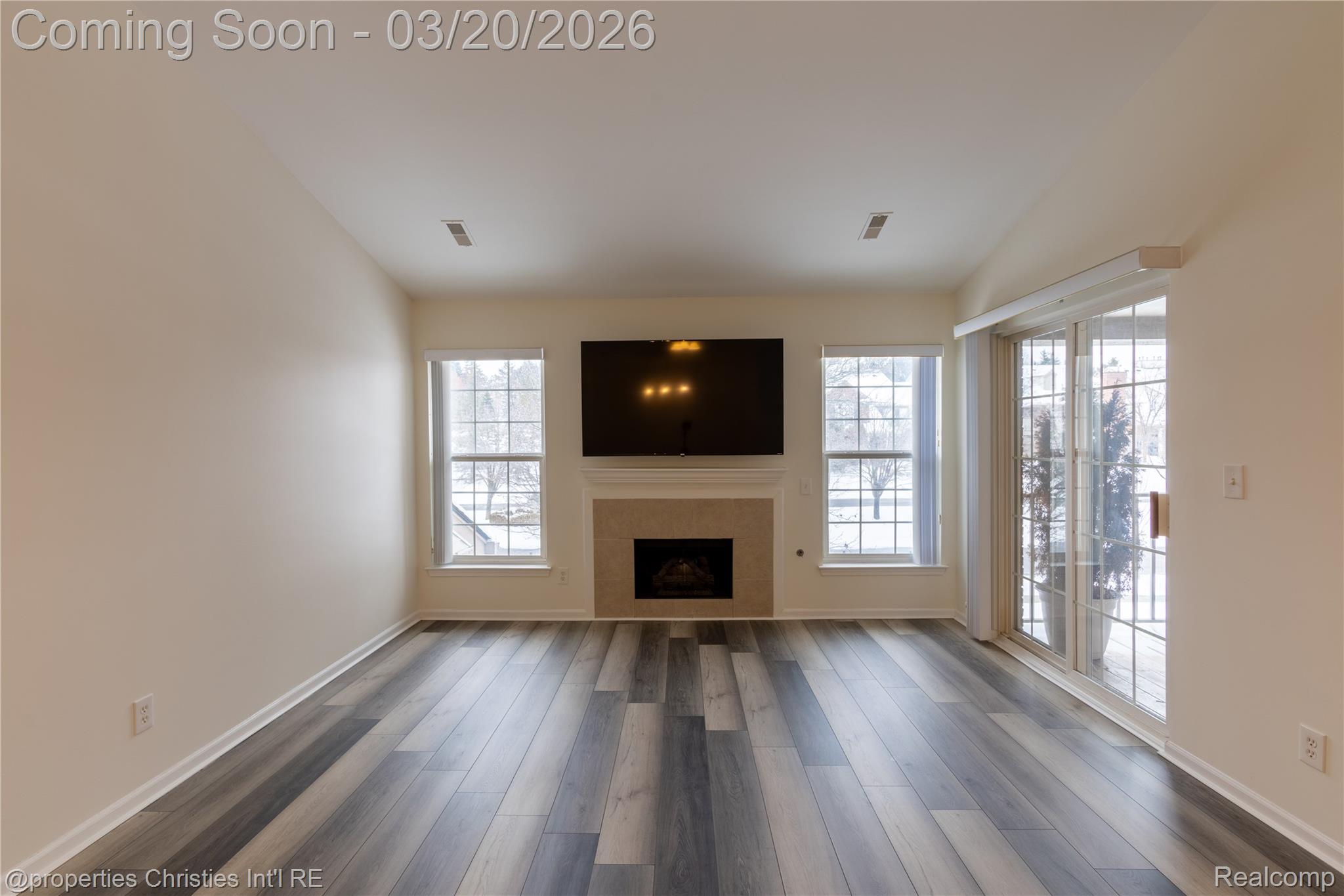 3645 Oakmonte Boulevard