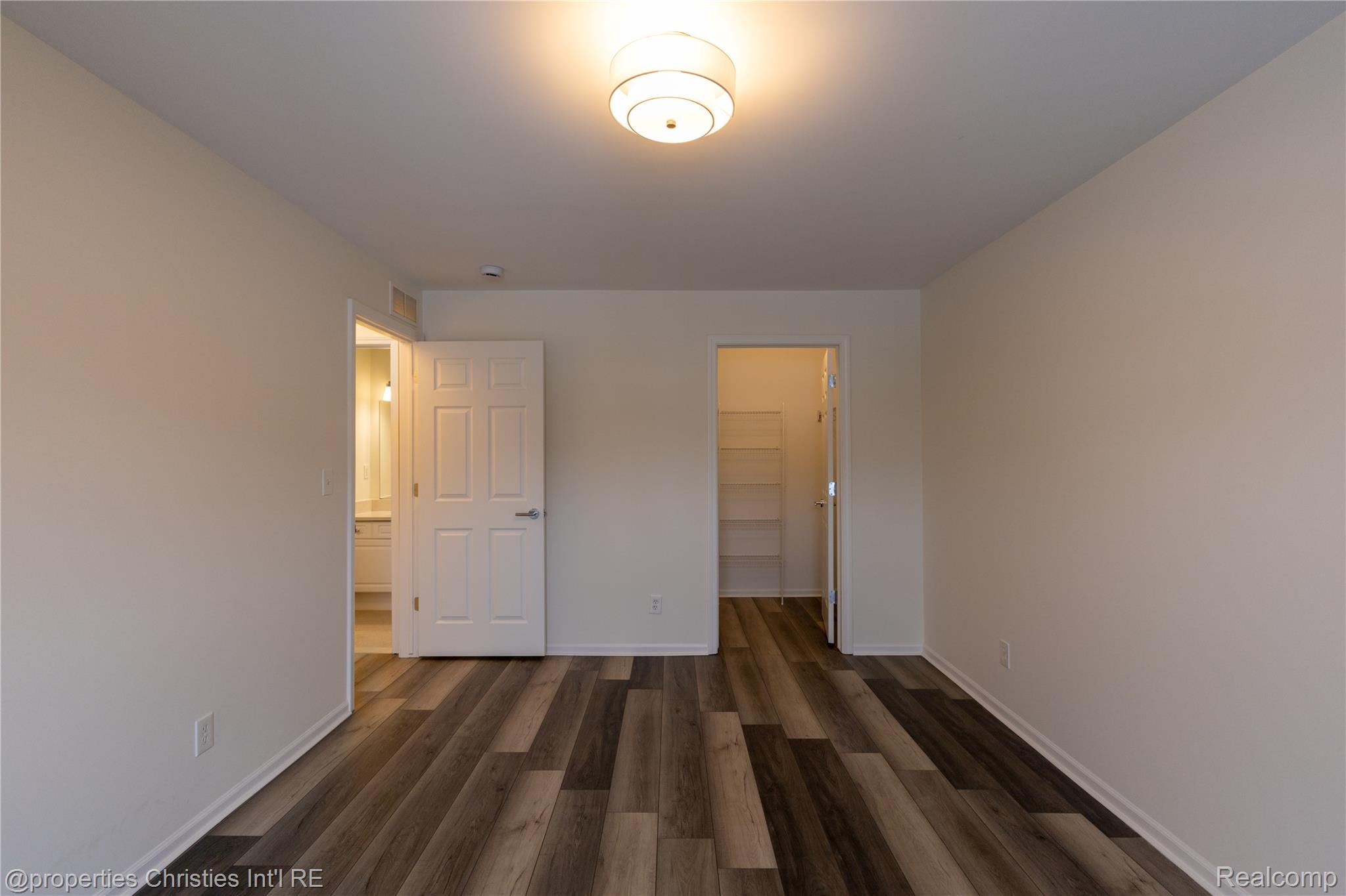 3645 Oakmonte Boulevard