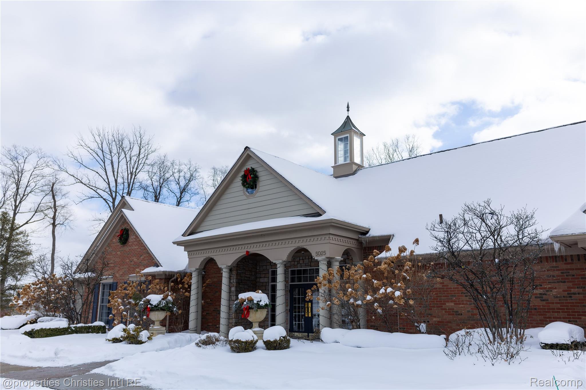 3645 Oakmonte Boulevard