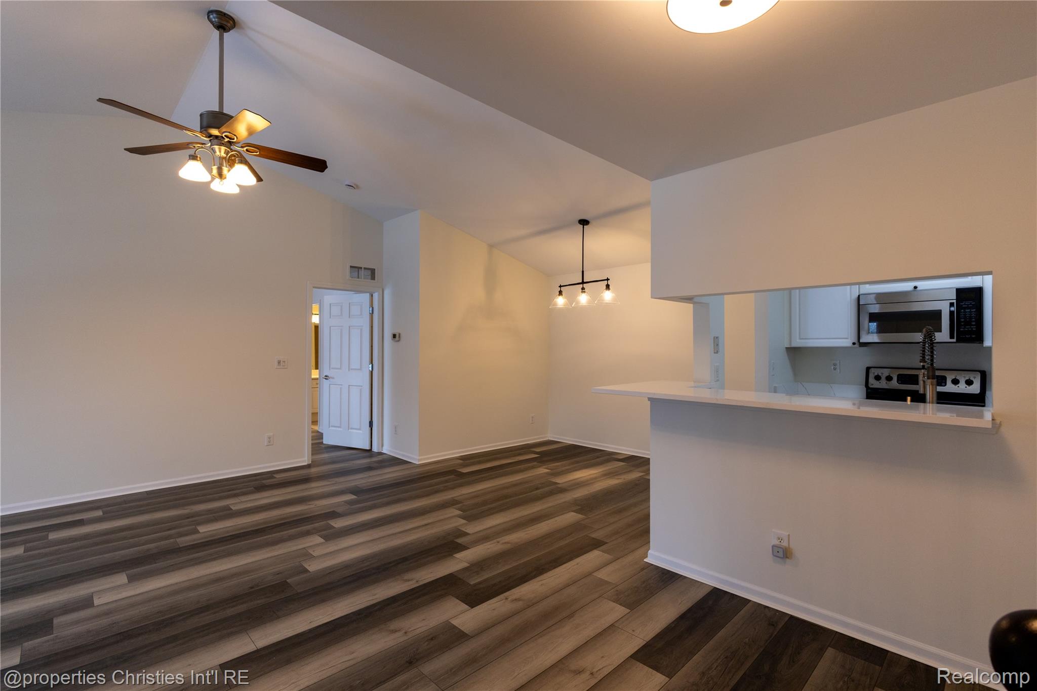 3645 Oakmonte Boulevard