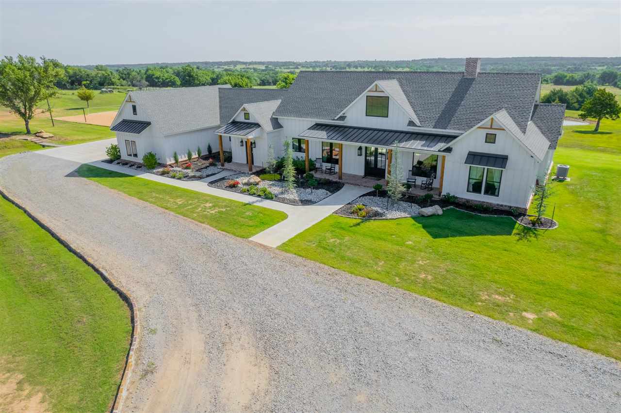 213 S Clay Road
