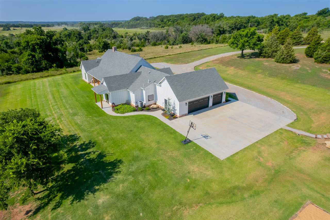 213 S Clay Road