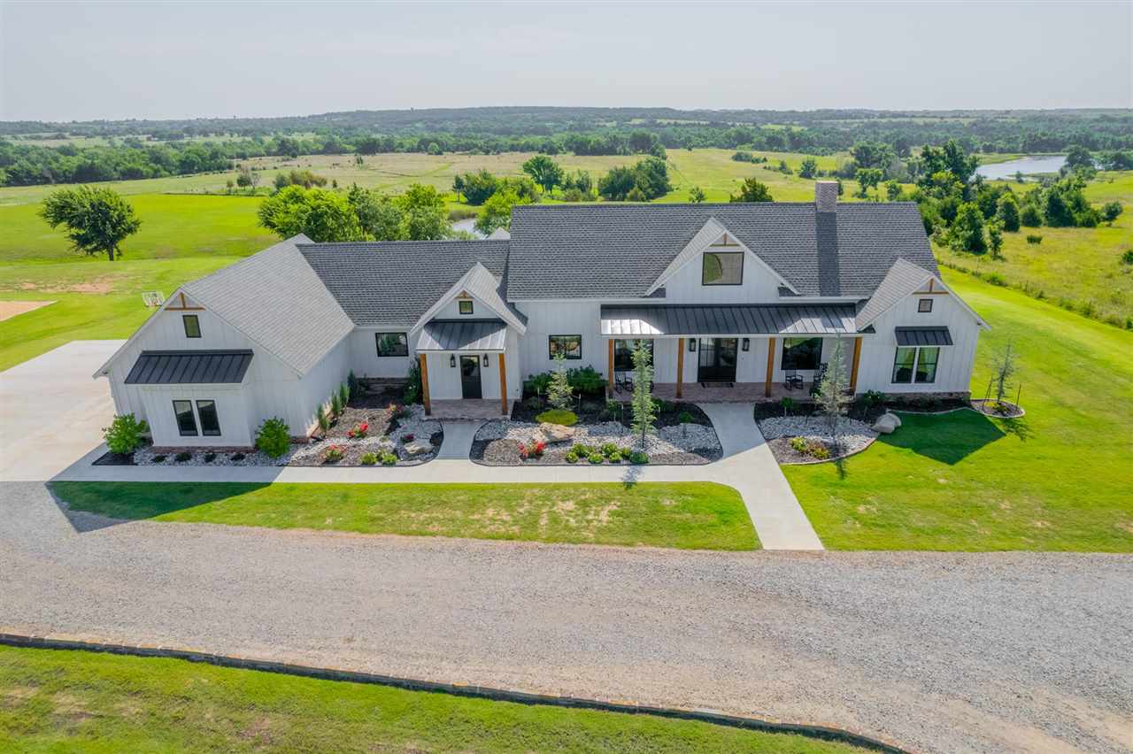 213 S Clay Road