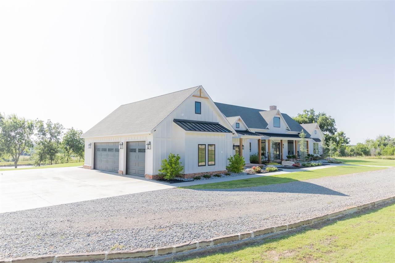 213 S Clay Road