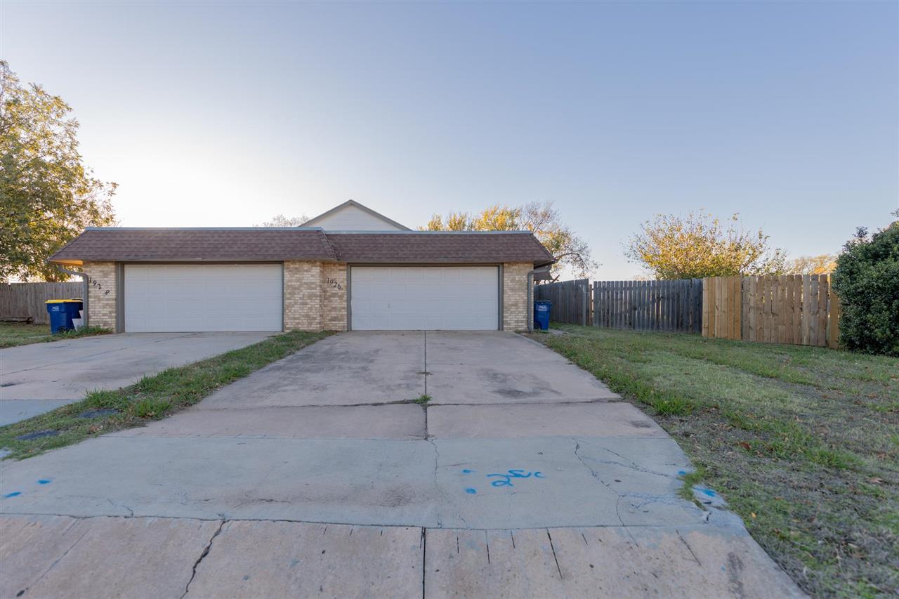 1926 W State Lane