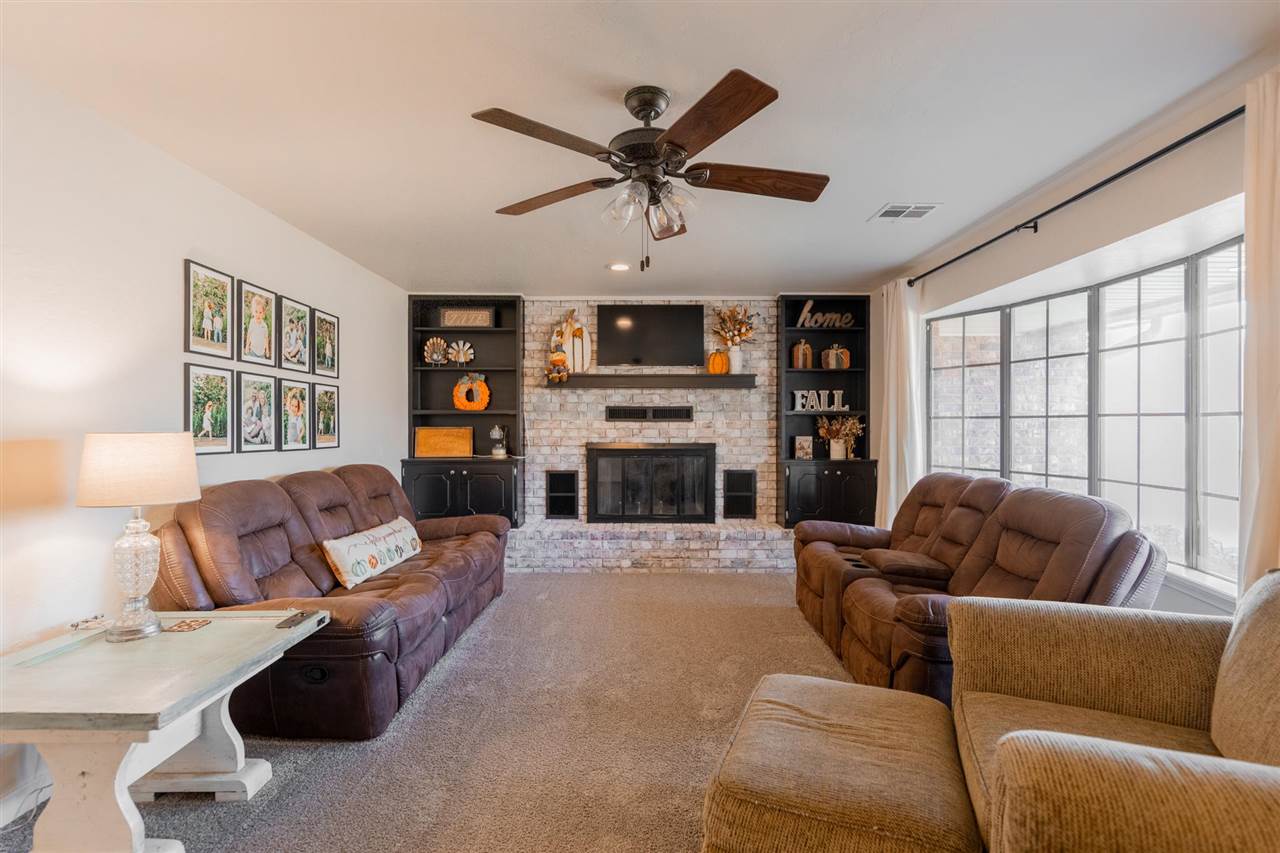 213 E Audene Drive