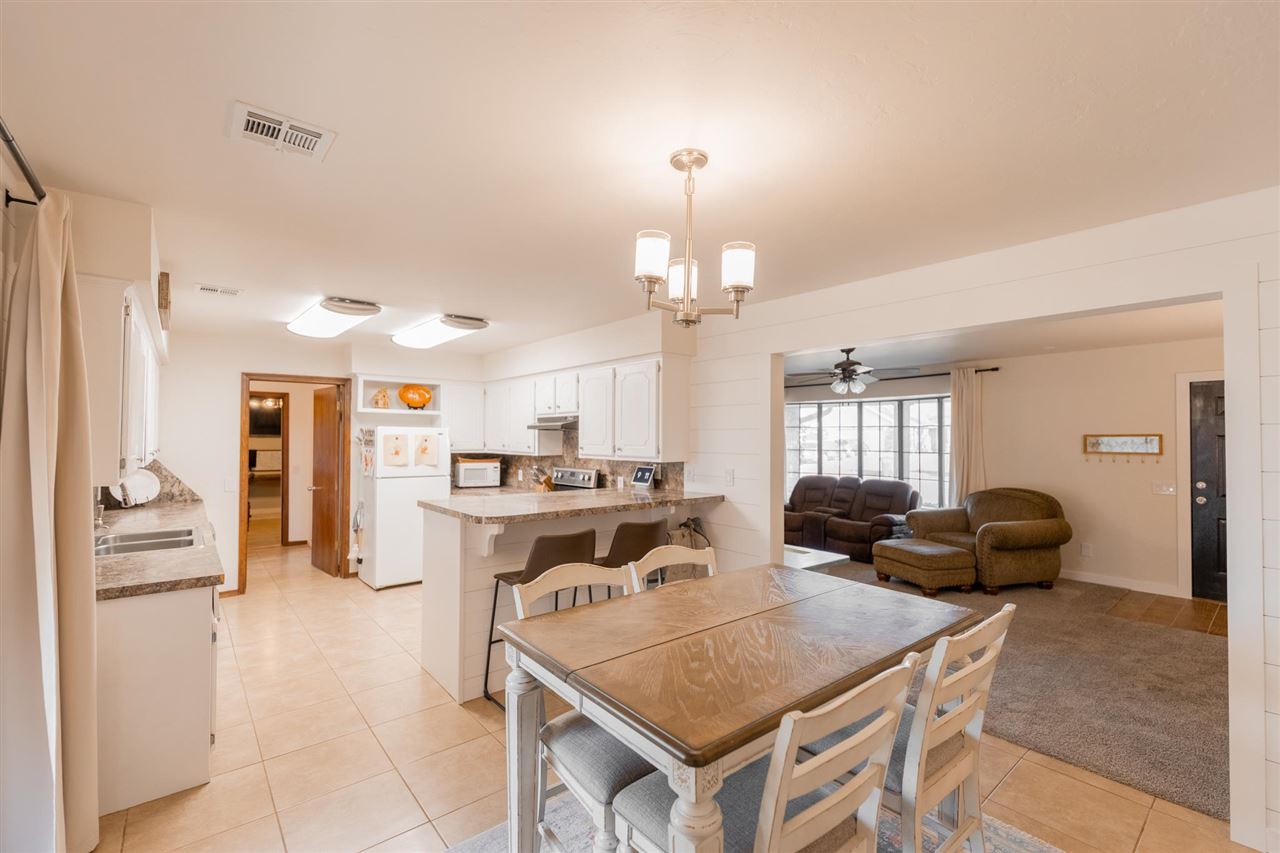 213 E Audene Drive