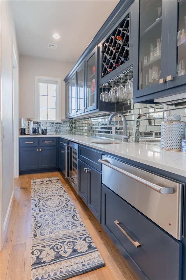 2203 Fireside Court